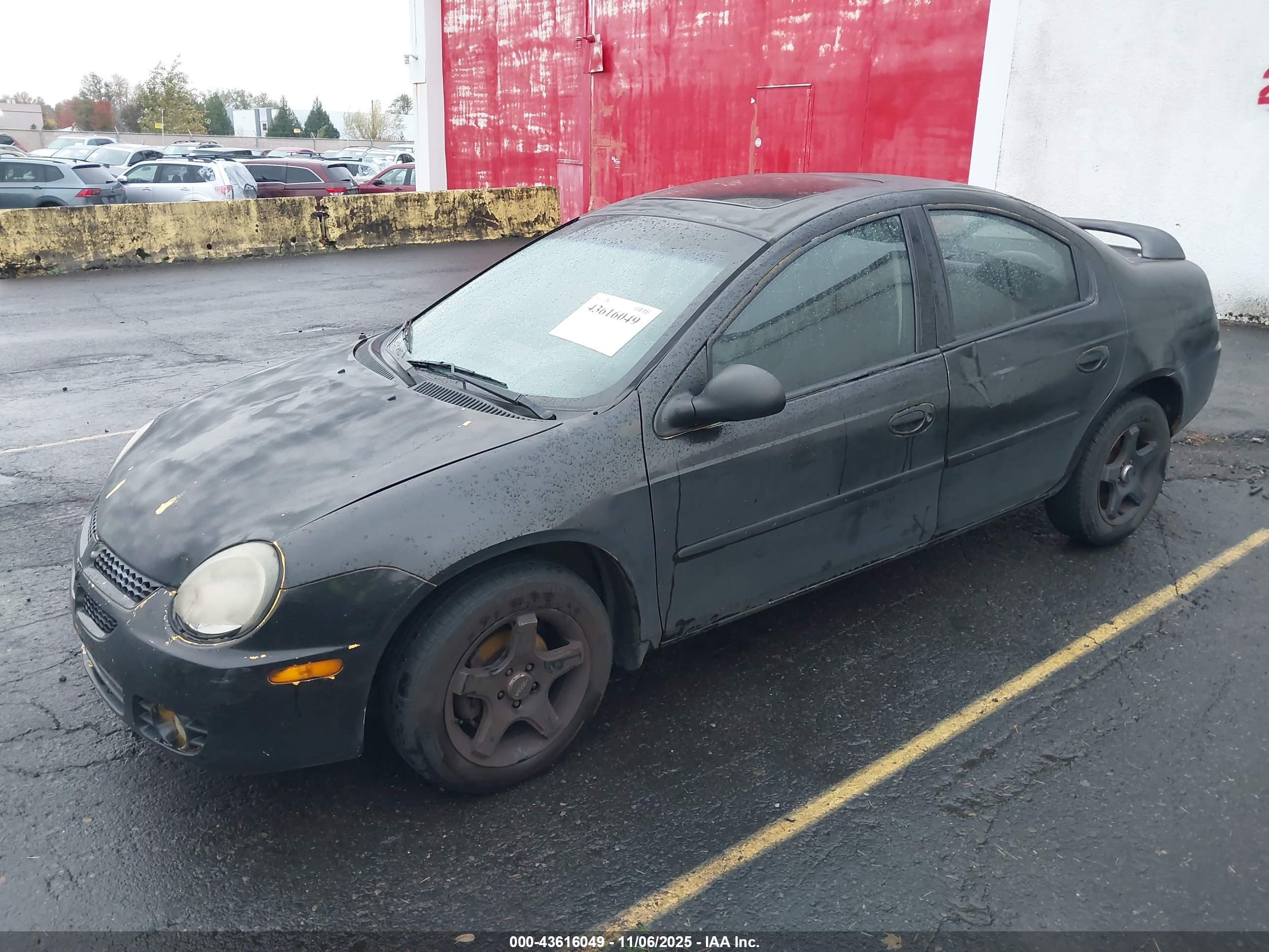 DODGE NEON image 2