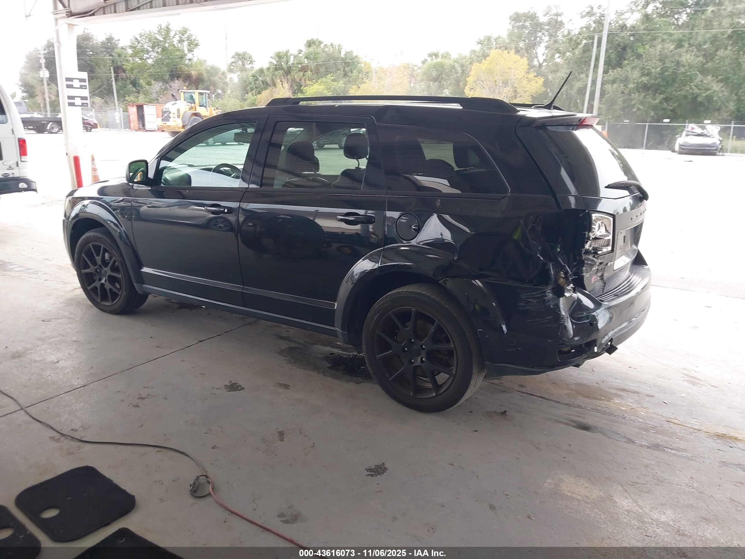 DODGE JOURNEY image 3