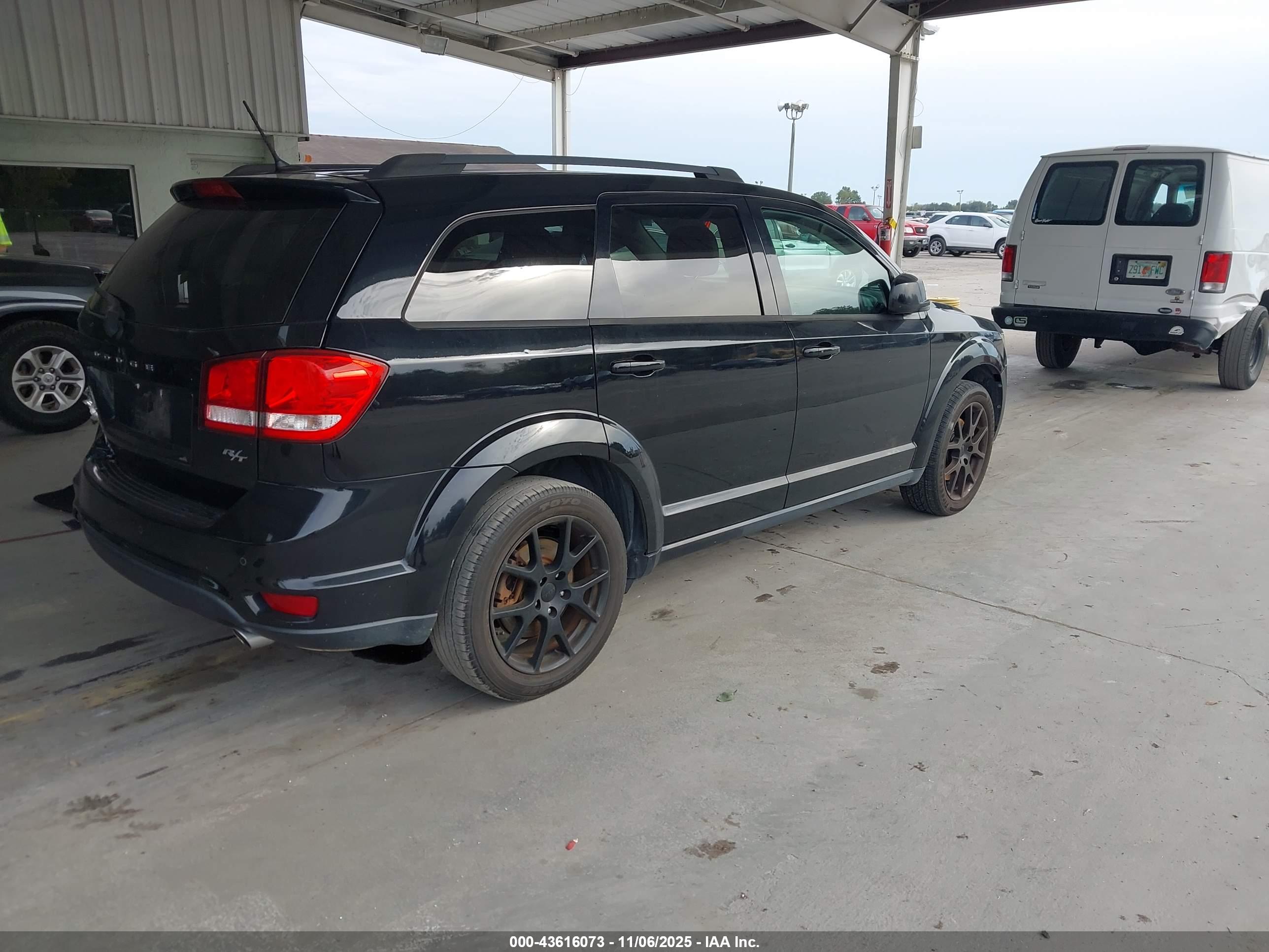 DODGE JOURNEY image 4