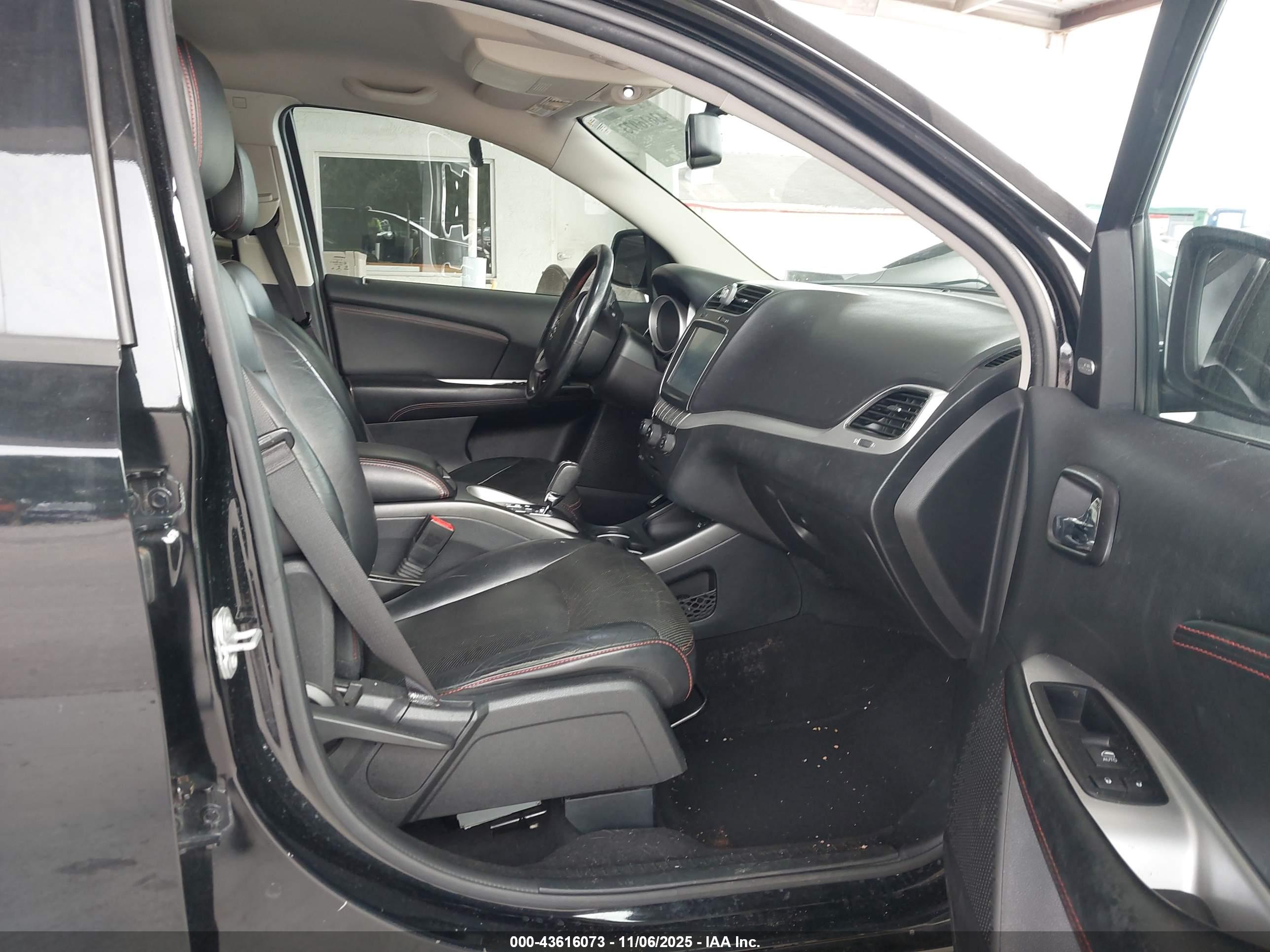 DODGE JOURNEY image 5