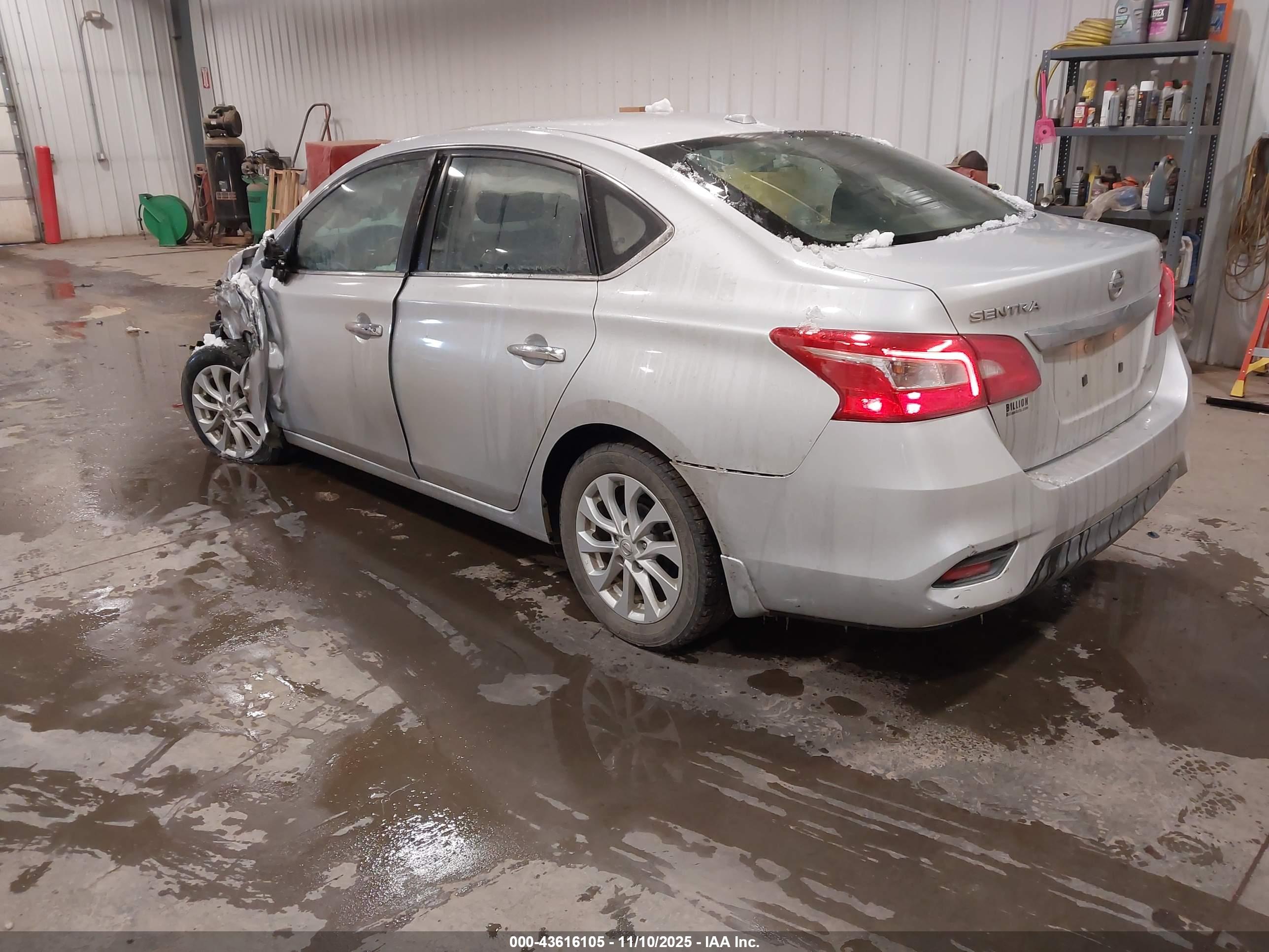 NISSAN SENTRA image 3