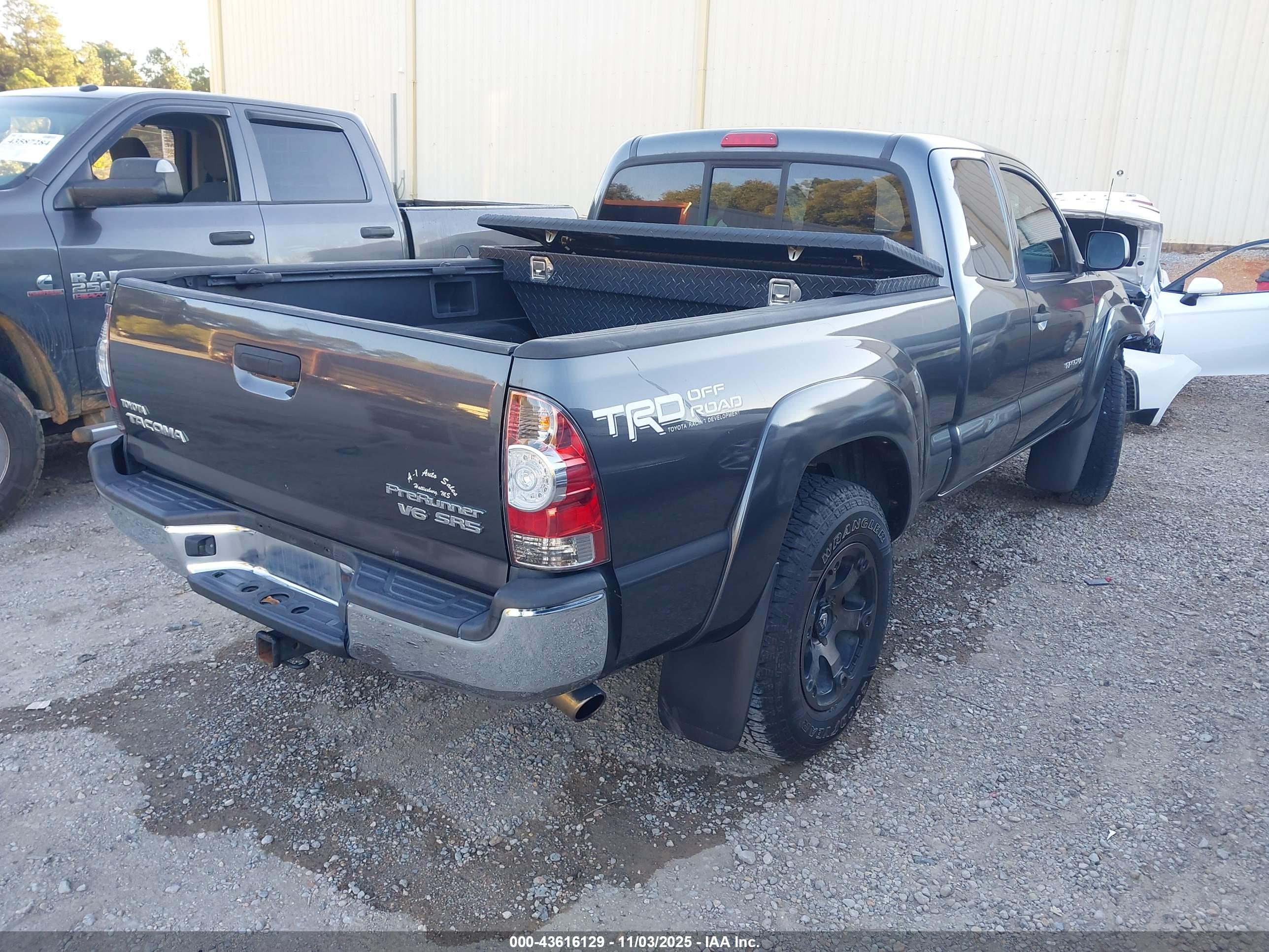 TOYOTA TACOMA image 4