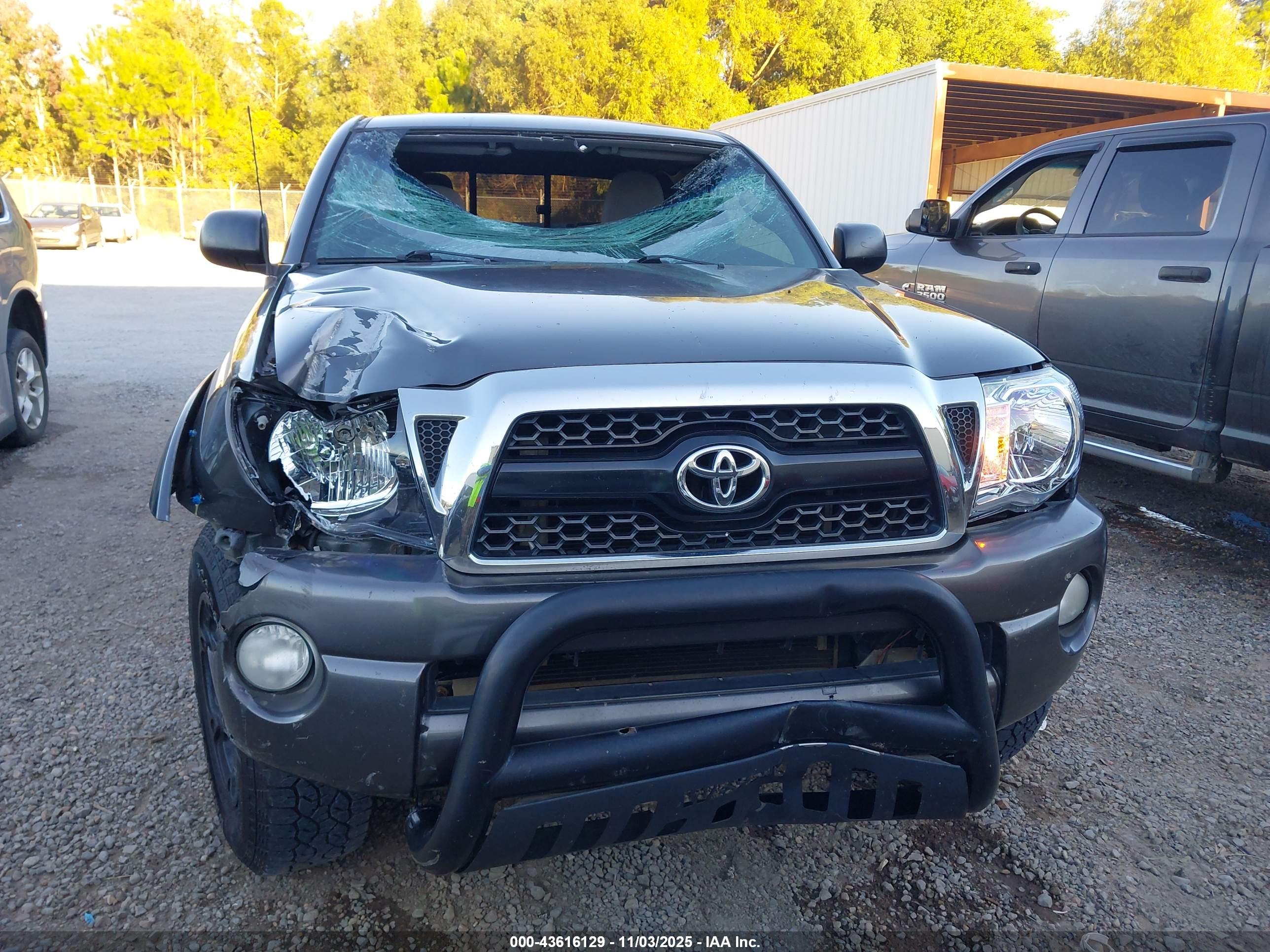 TOYOTA TACOMA image 6