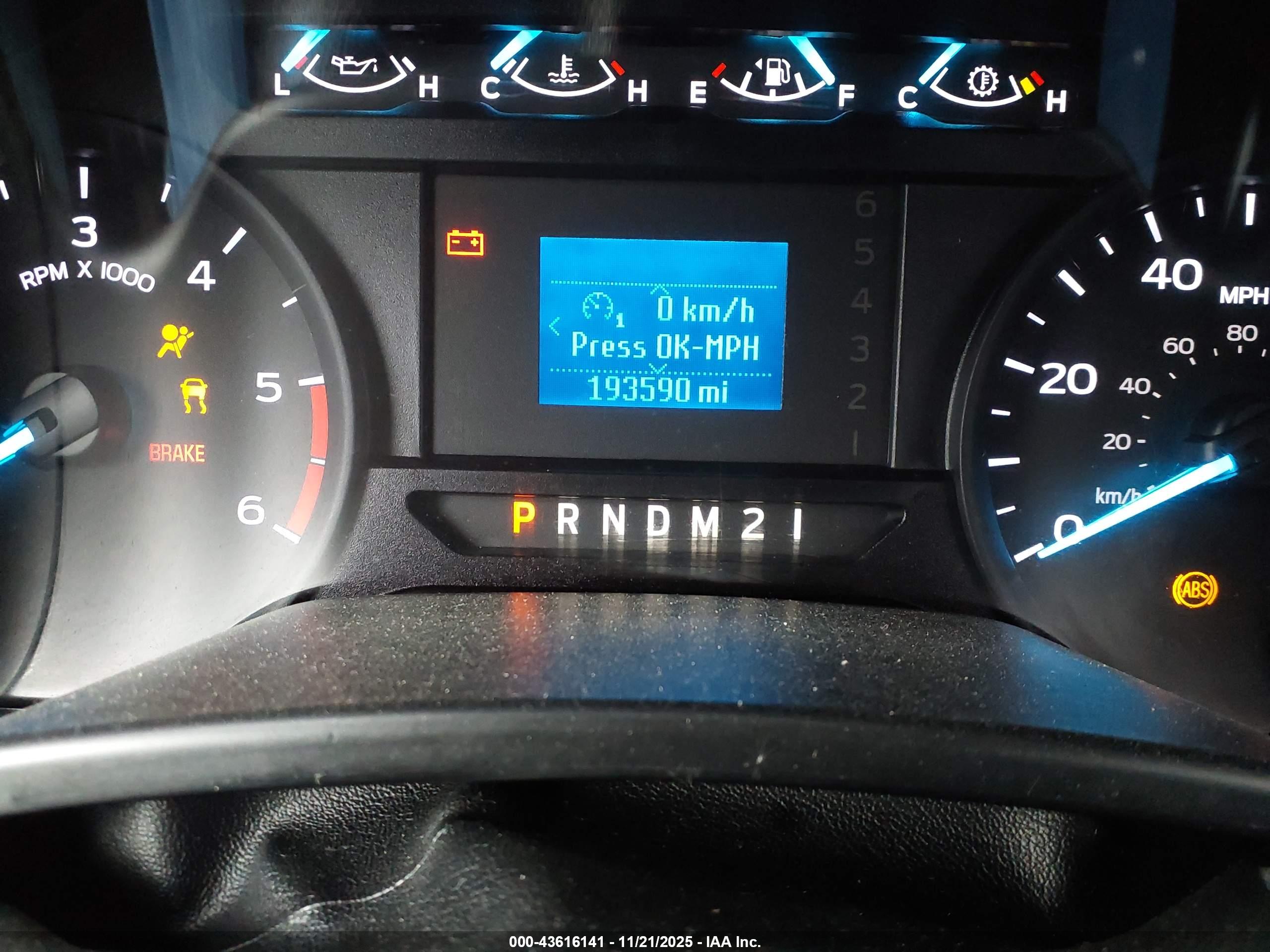 FORD F-550 image 6