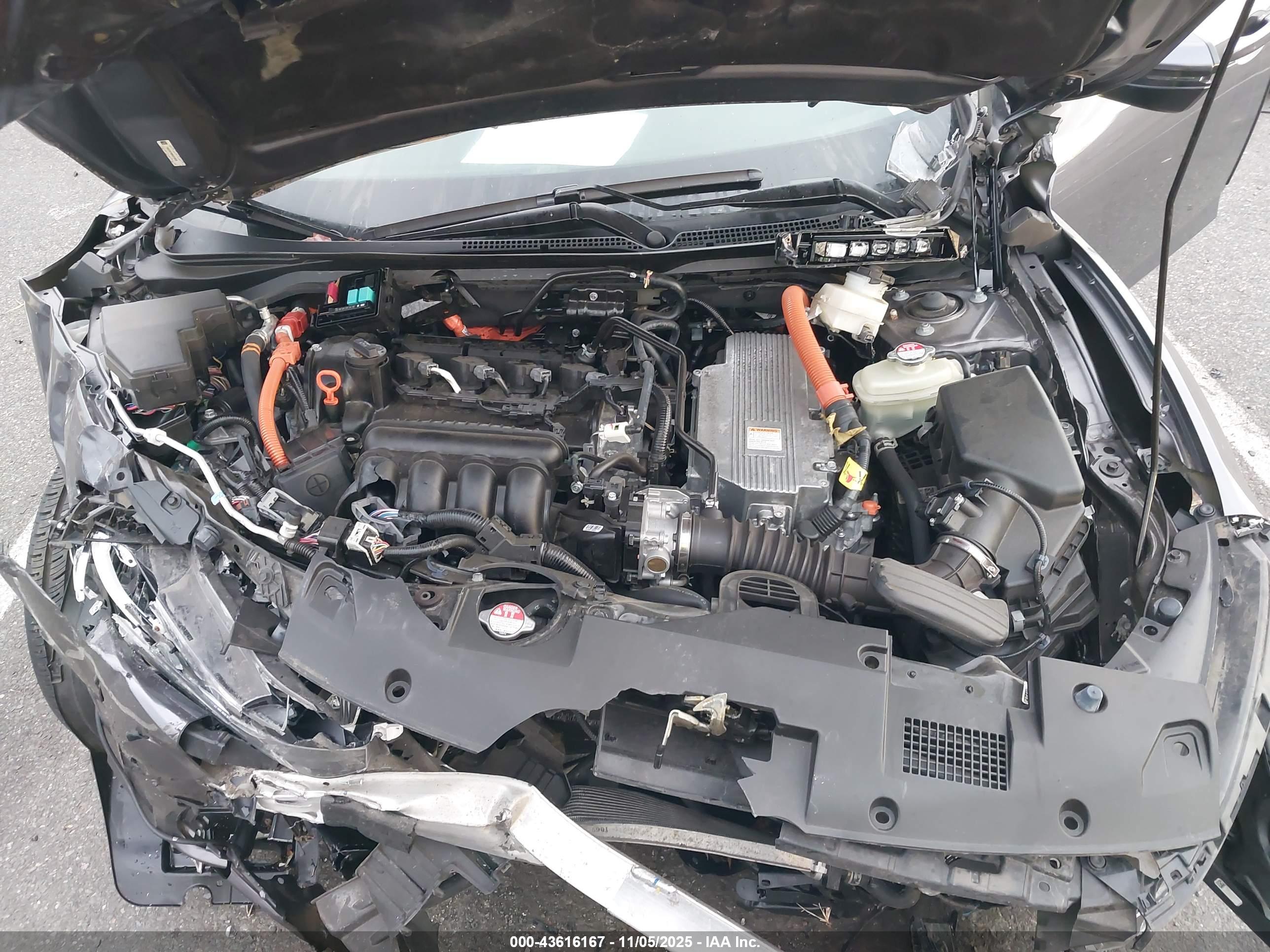 HONDA INSIGHT image 10