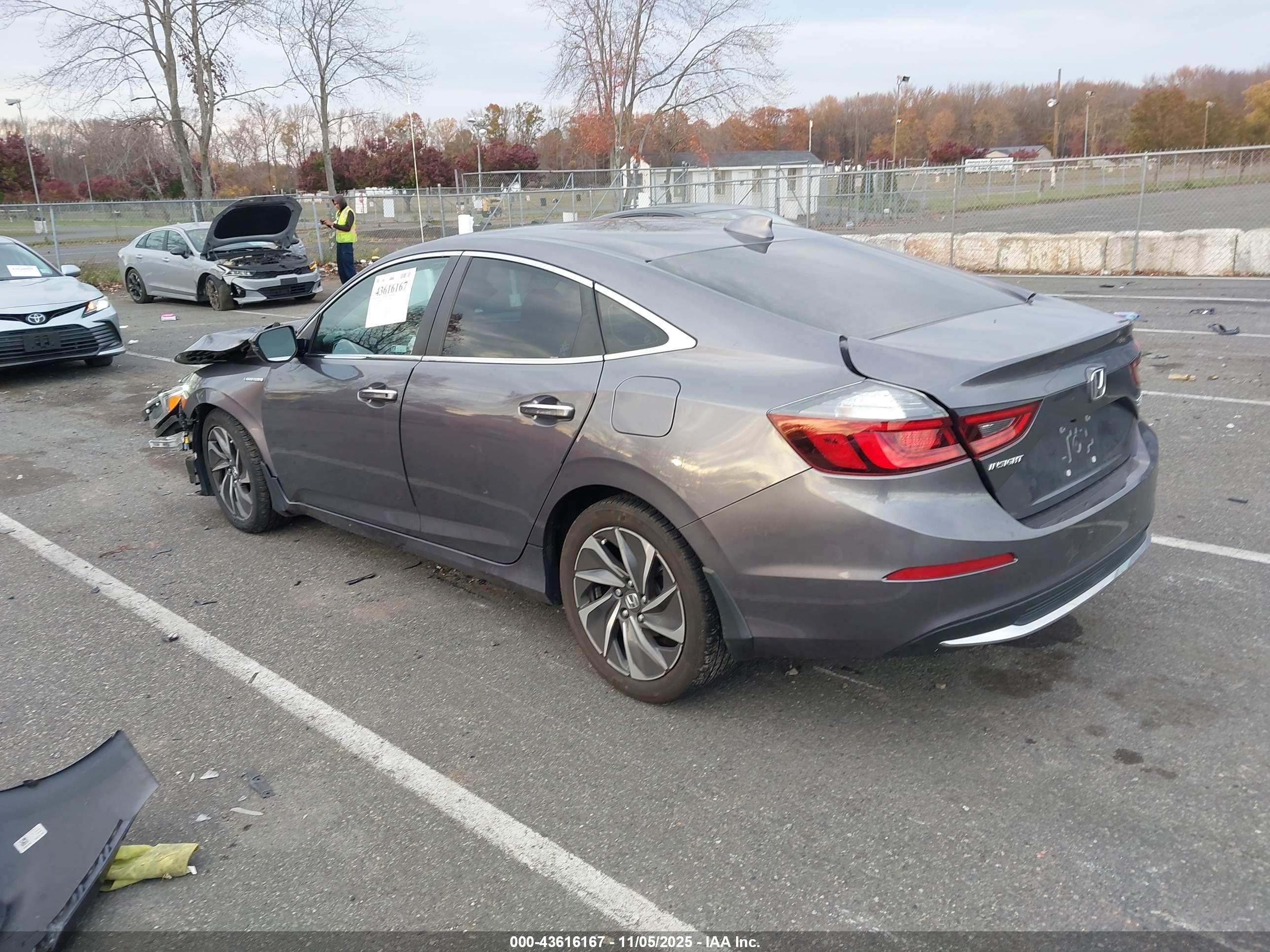 HONDA INSIGHT image 3