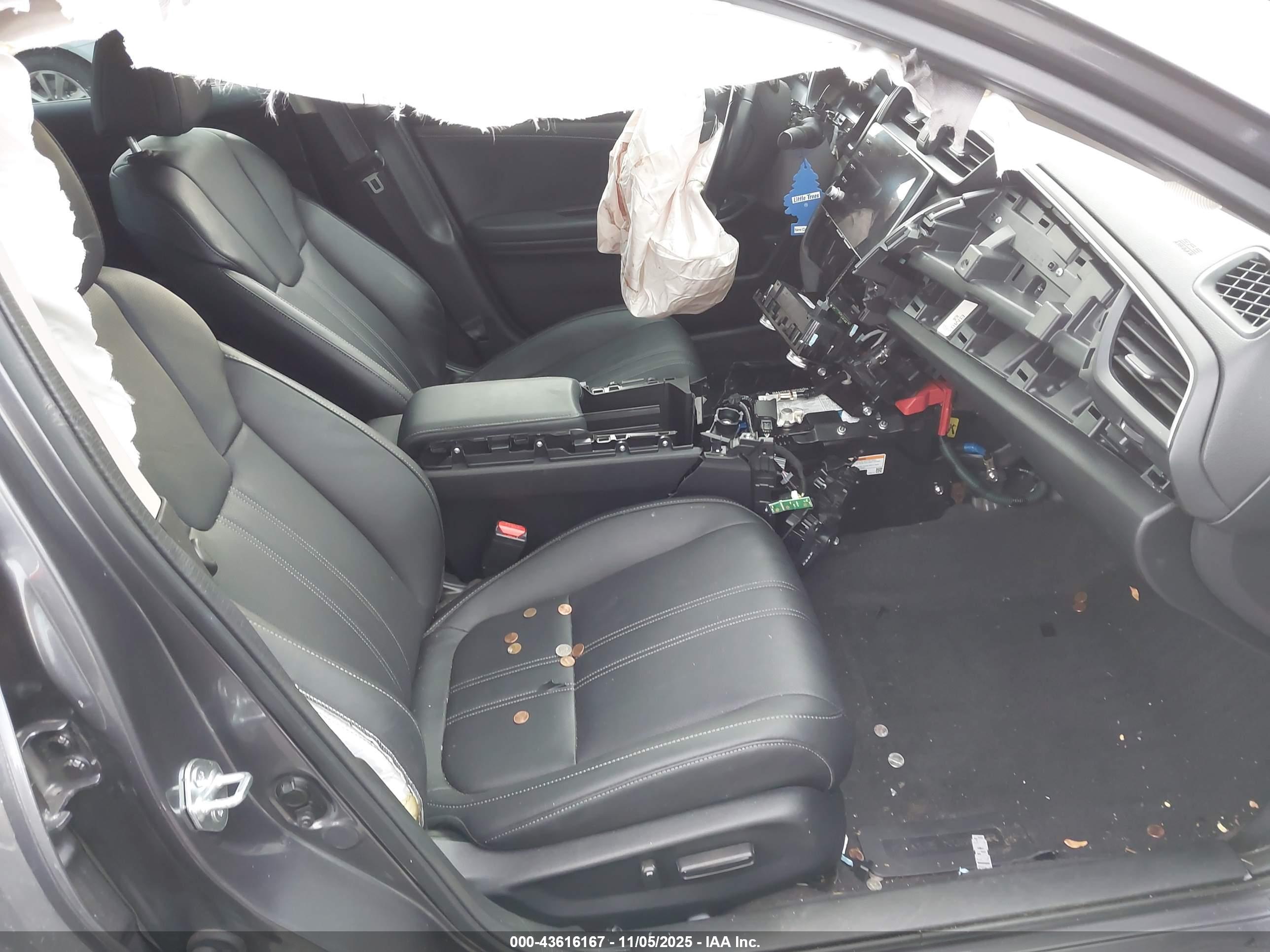 HONDA INSIGHT image 5