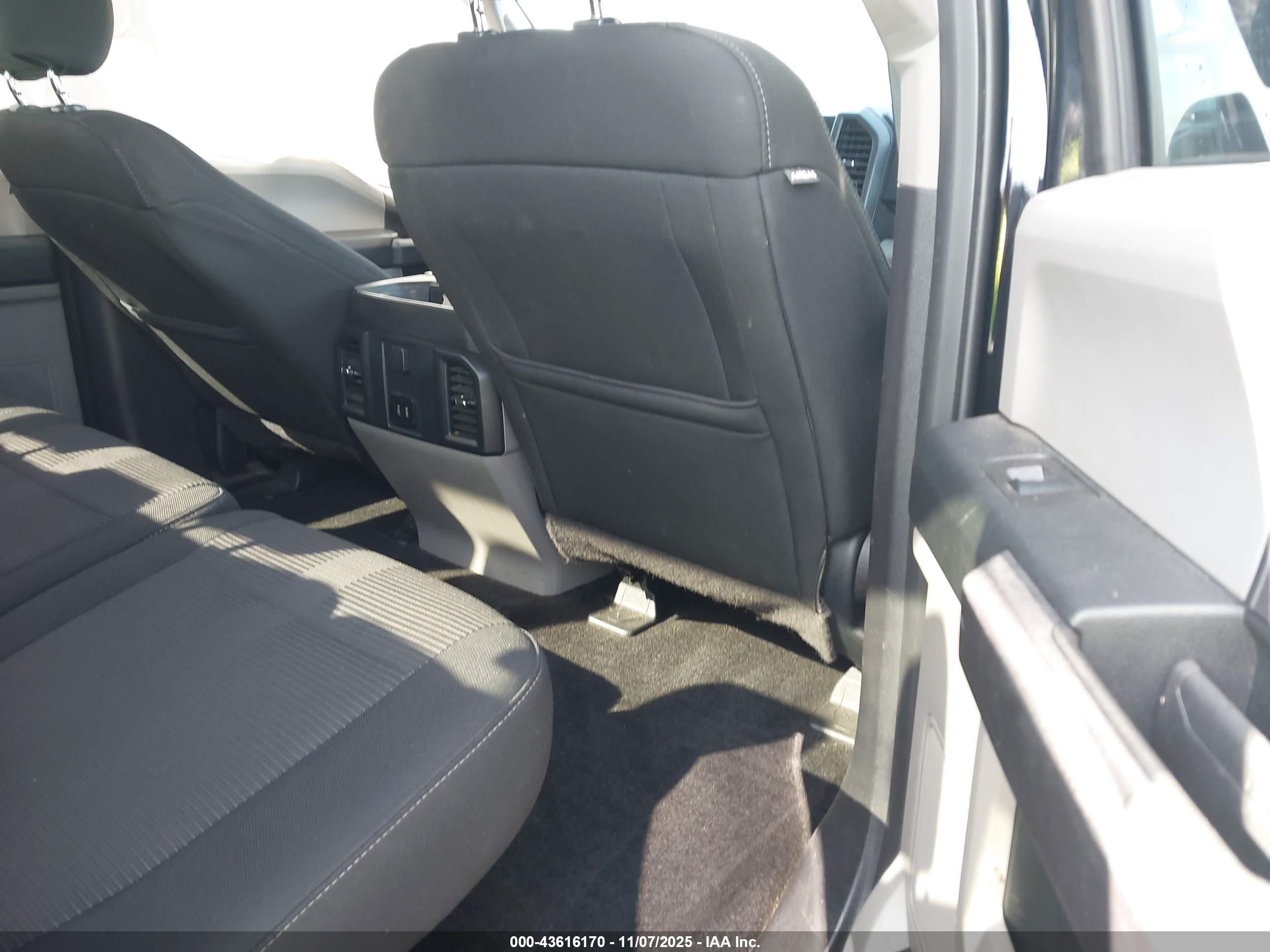 FORD F-150 image 8