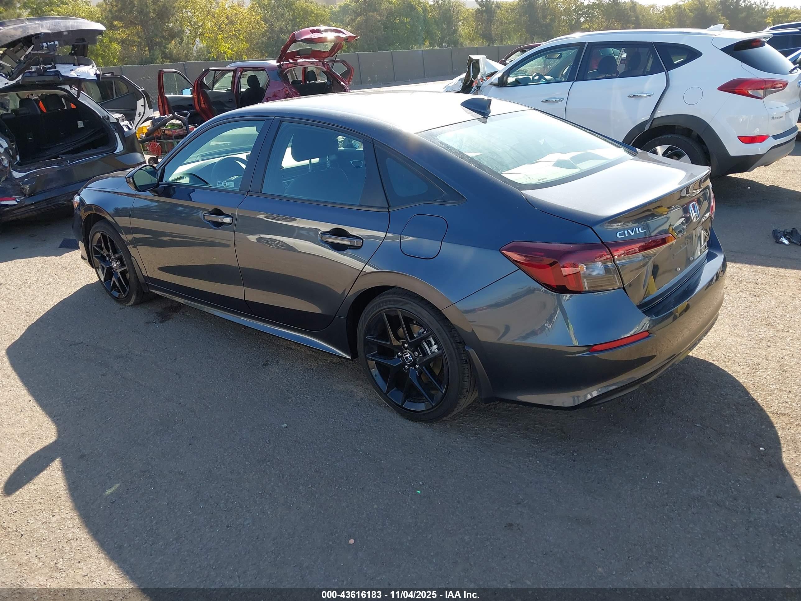 HONDA CIVIC image 3