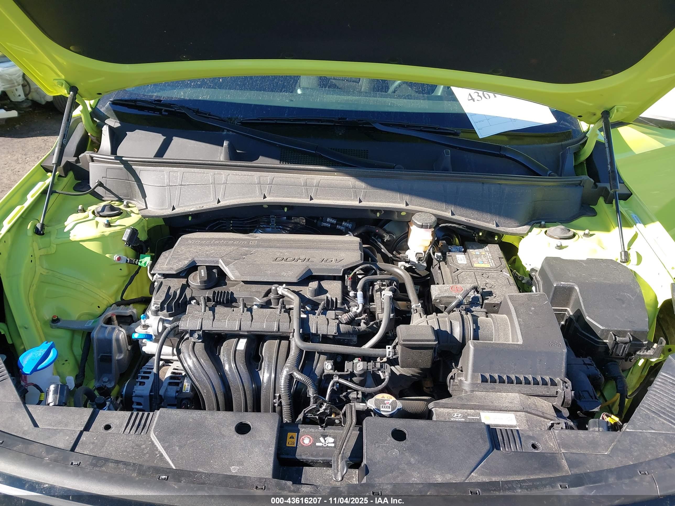 HYUNDAI KONA image 10