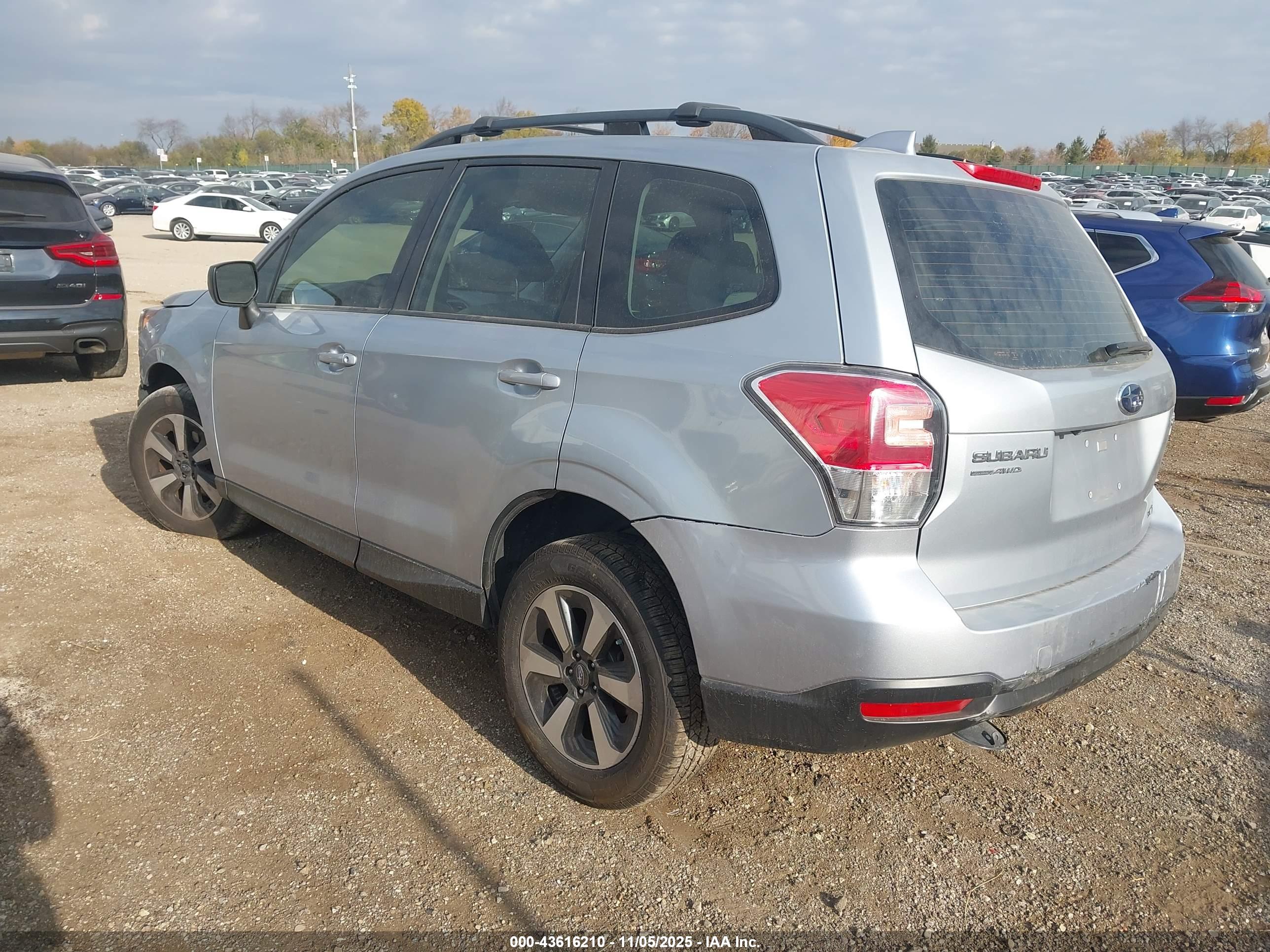 SUBARU FORESTER image 3