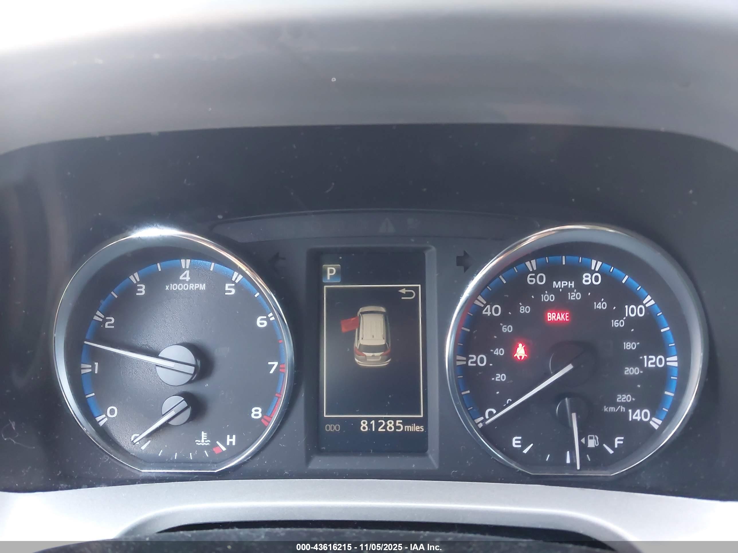 TOYOTA RAV4 image 7