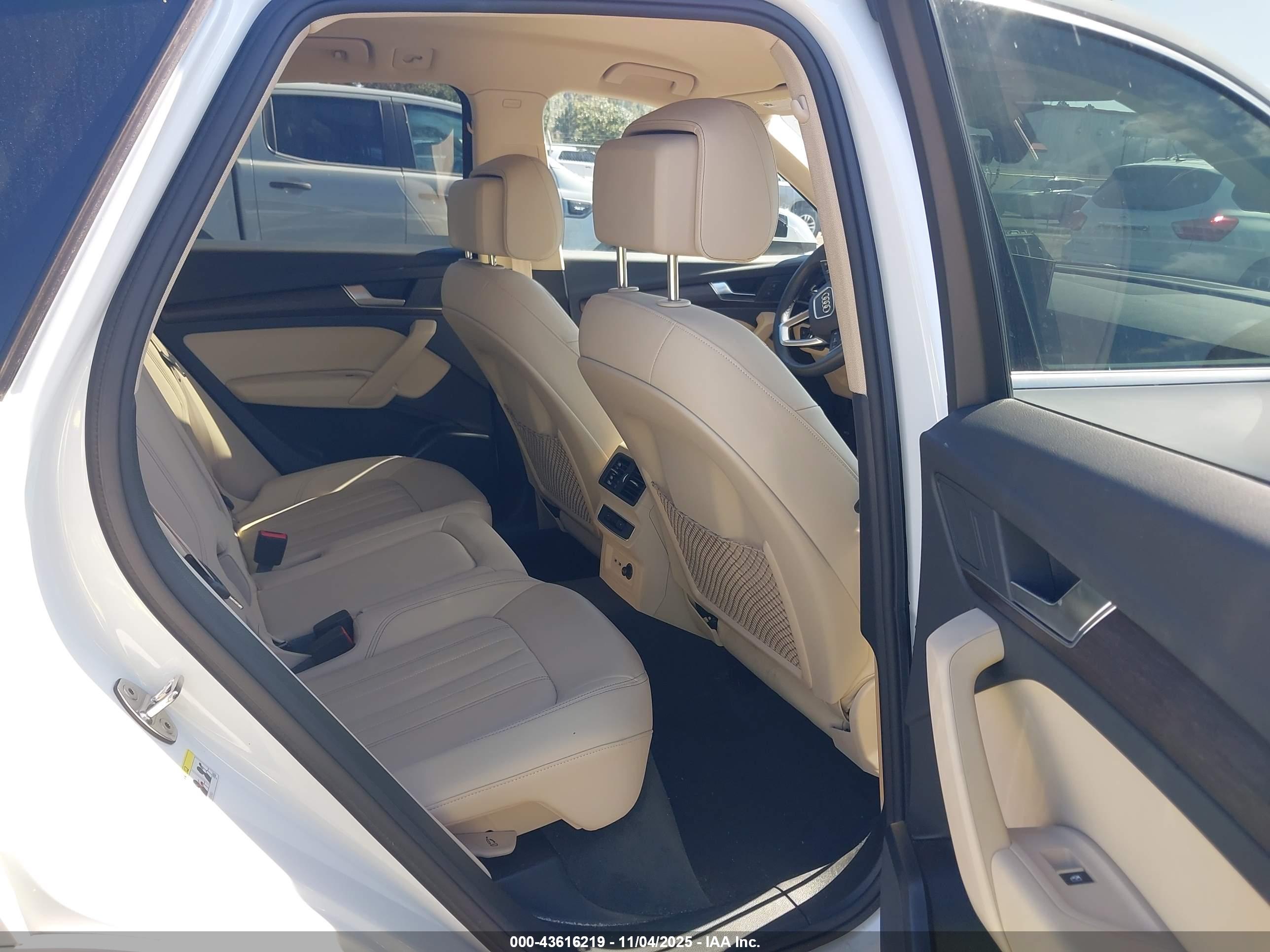 AUDI Q5 image 8