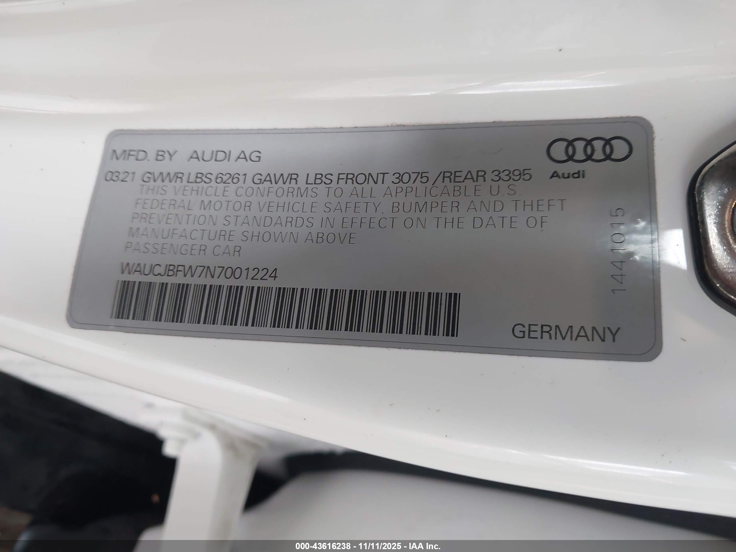 AUDI E-TRON image 9