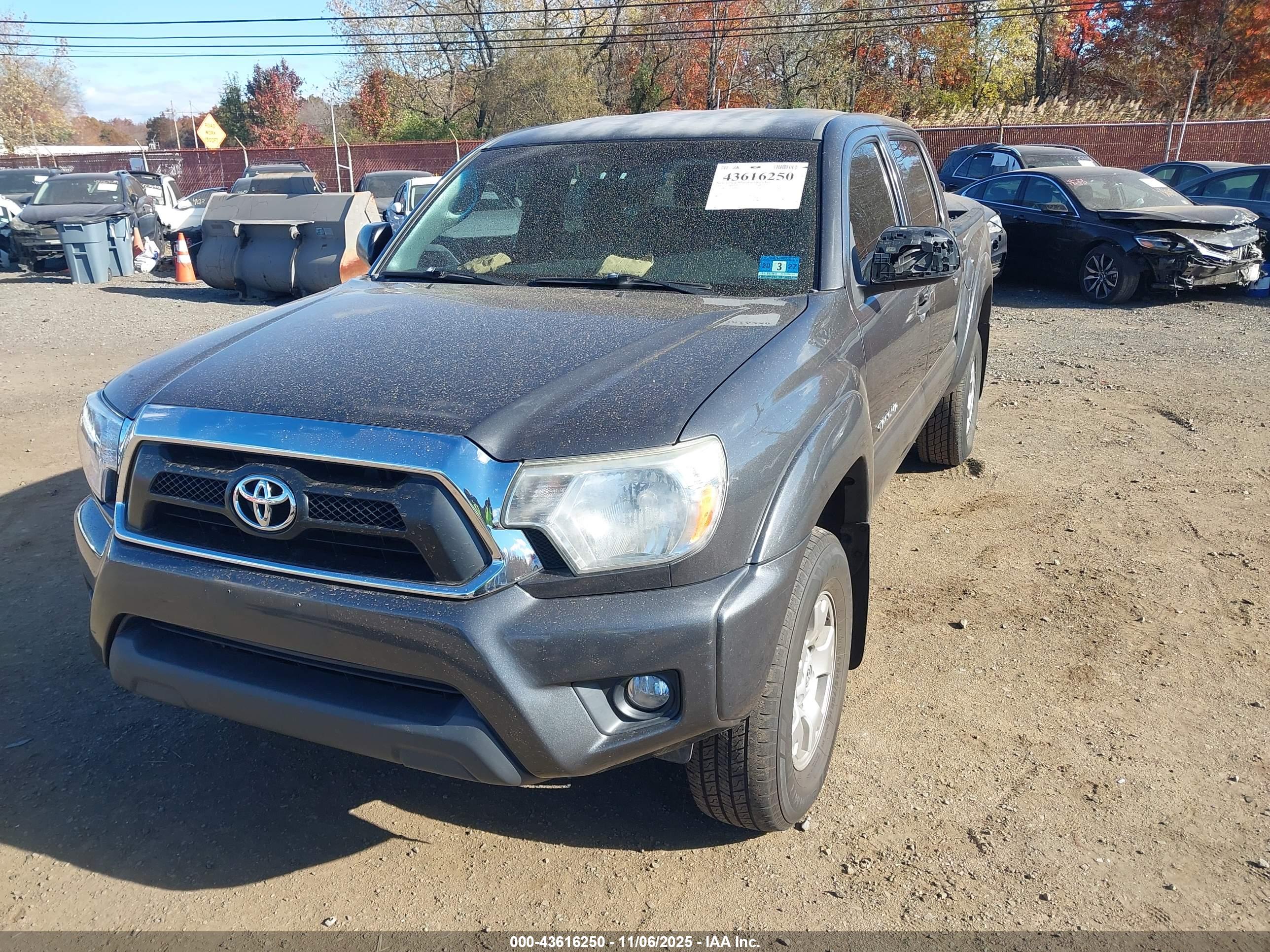 TOYOTA TACOMA image 6