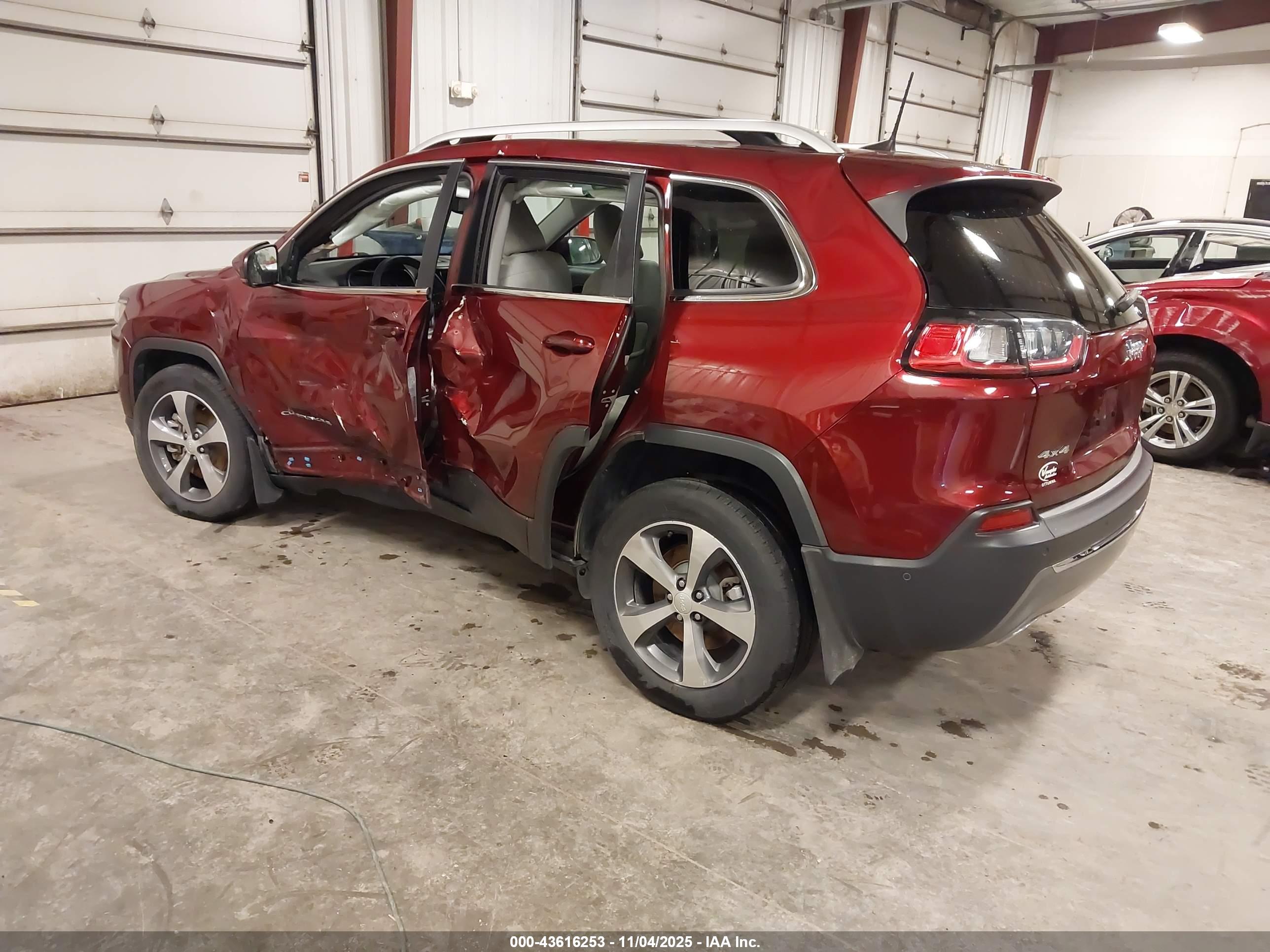 JEEP CHEROKEE image 3