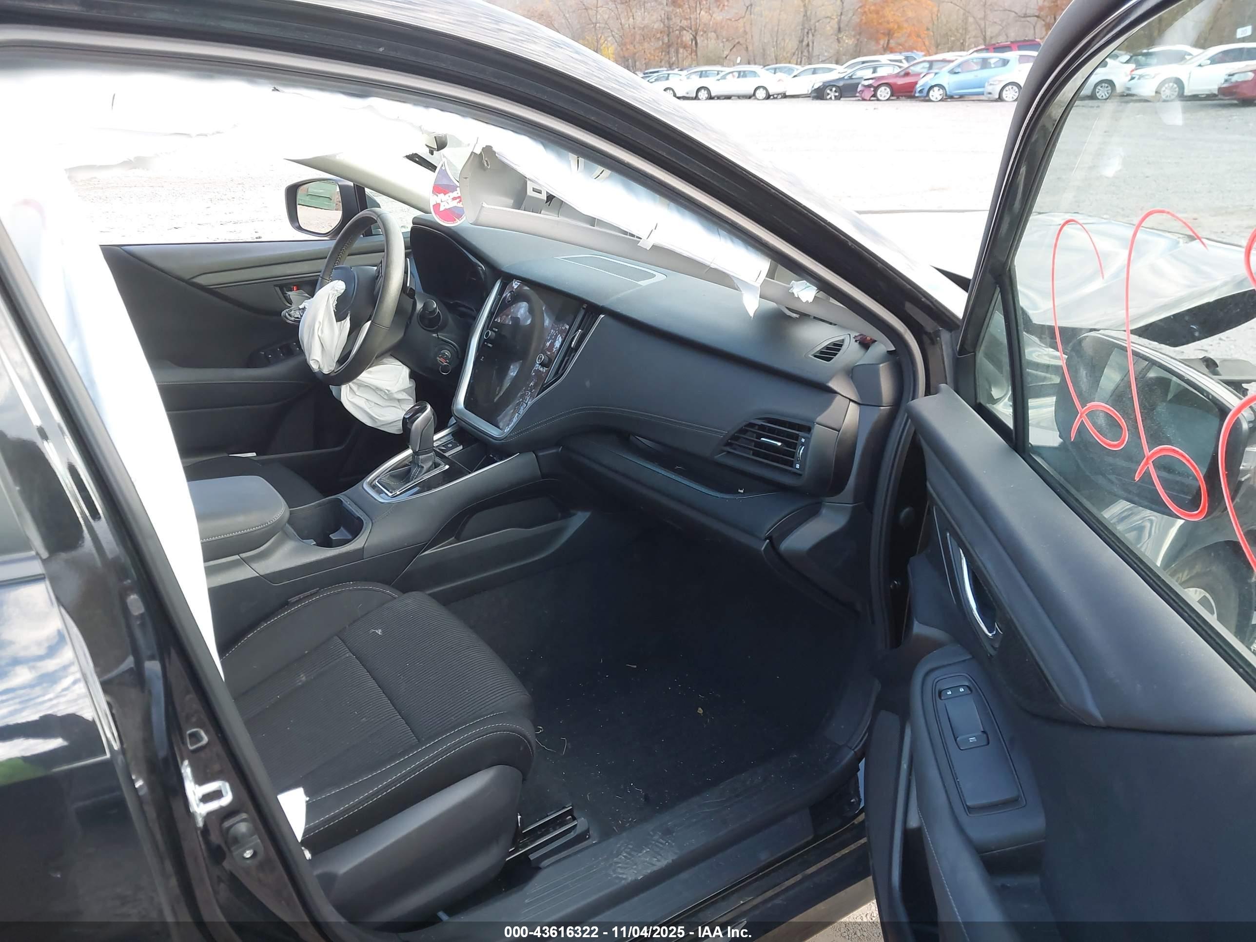 SUBARU LEGACY image 5