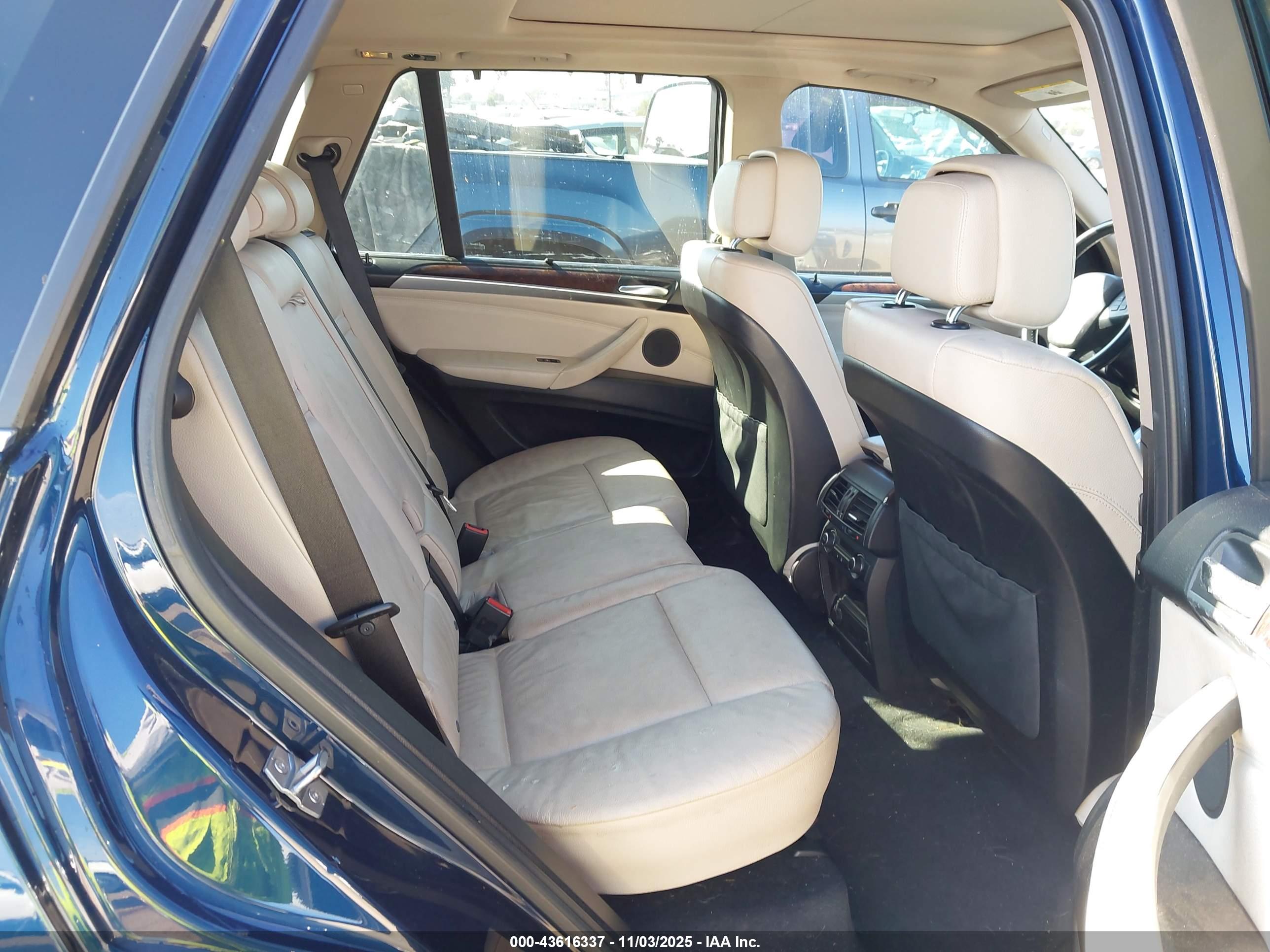 BMW X5 image 8