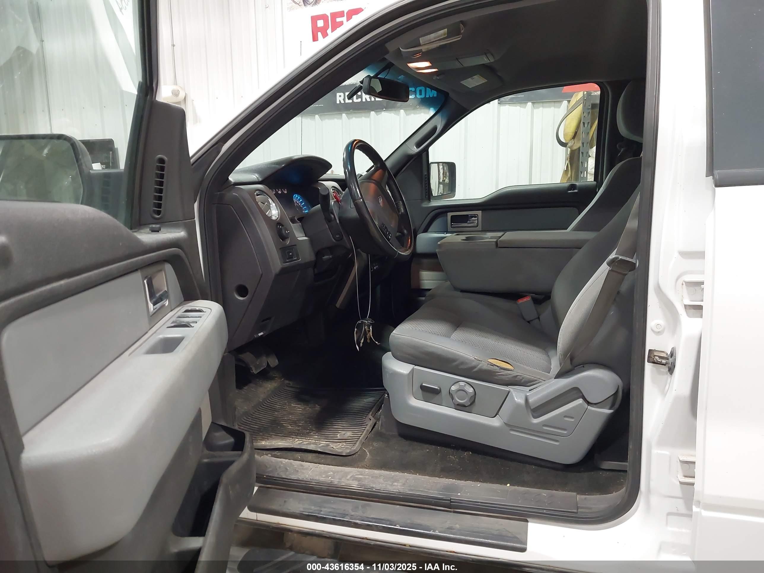 FORD F150 image 5