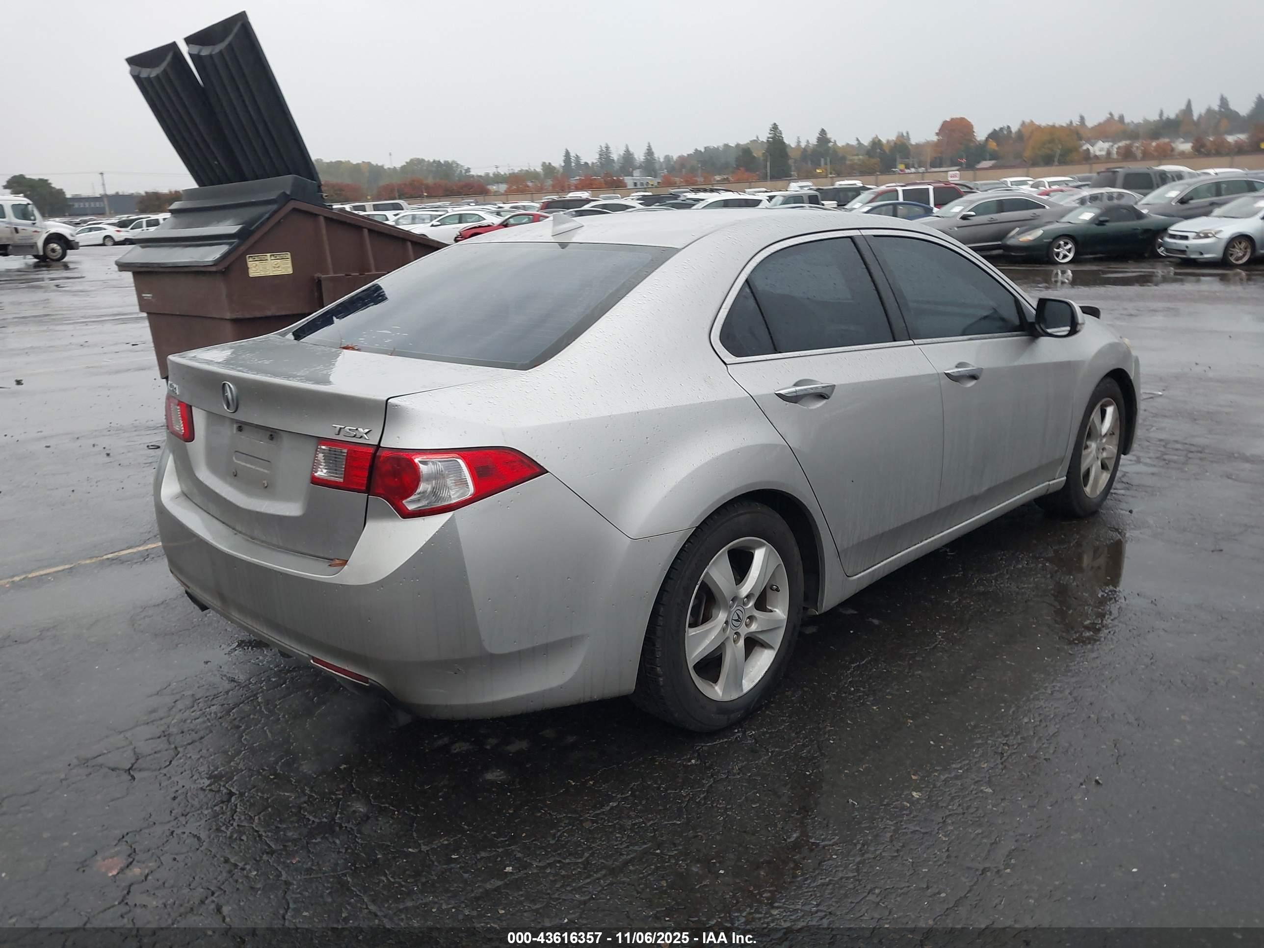 ACURA TSX image 4