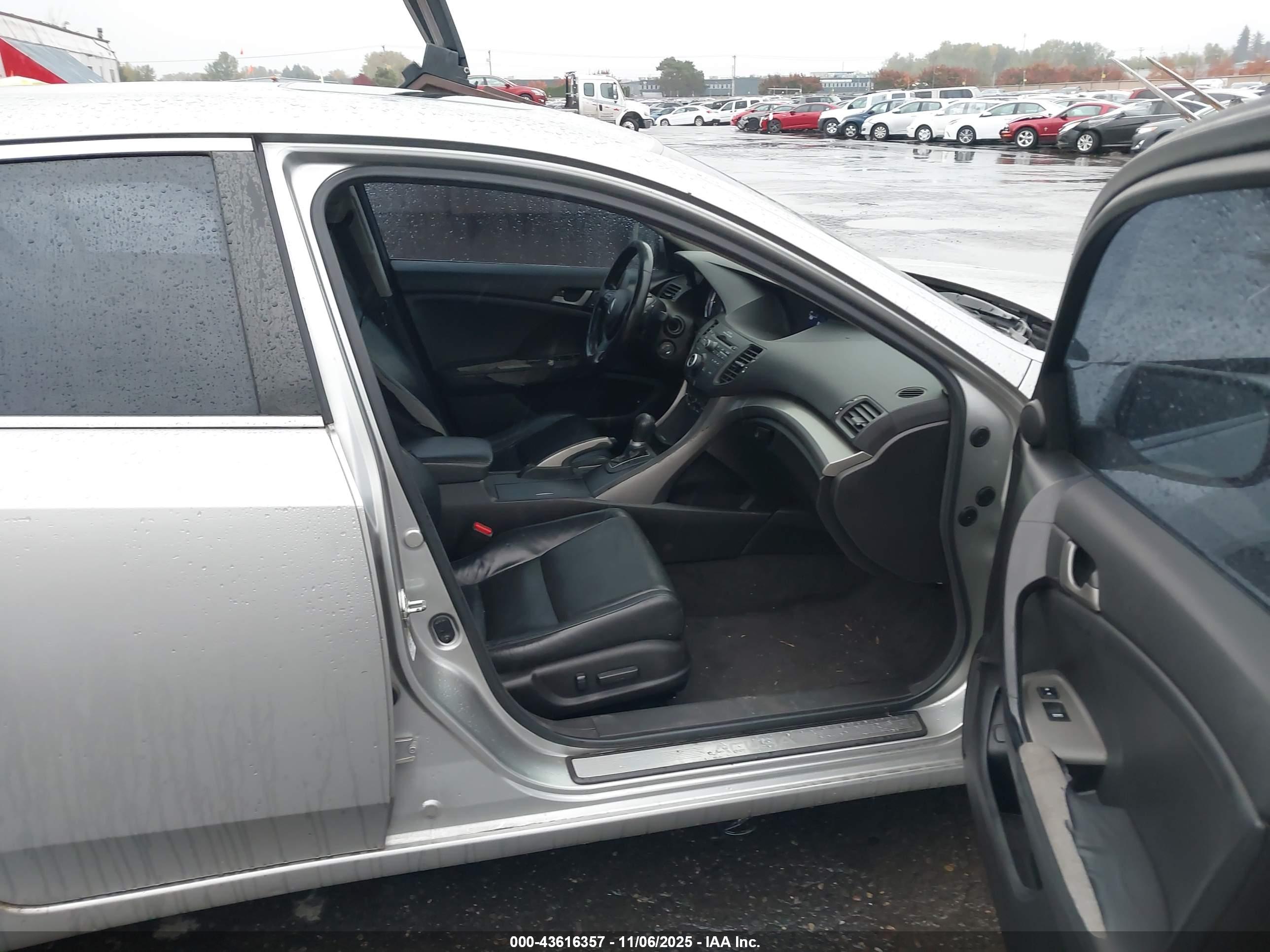 ACURA TSX image 5