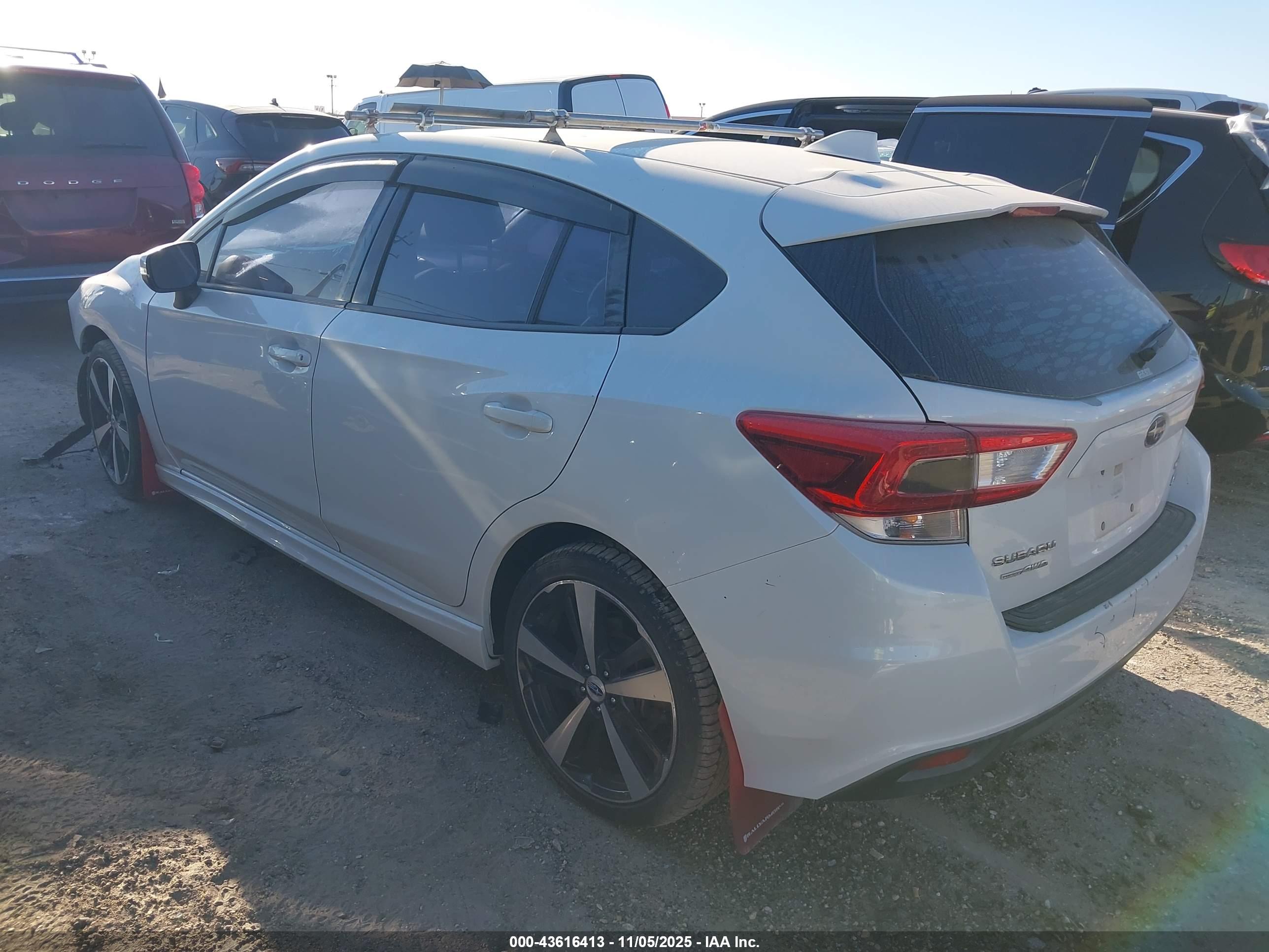SUBARU IMPREZA image 3