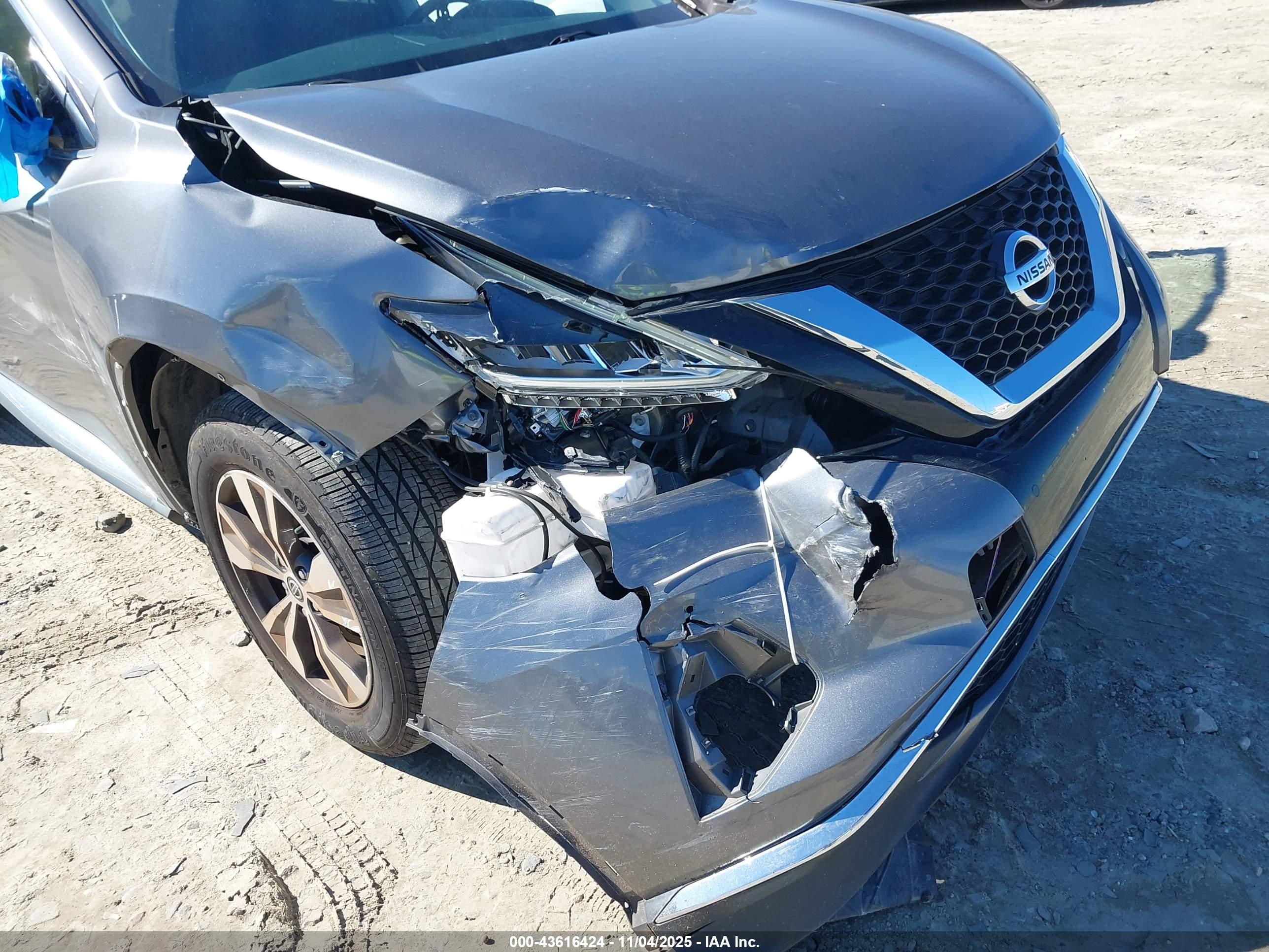 NISSAN MURANO image 6