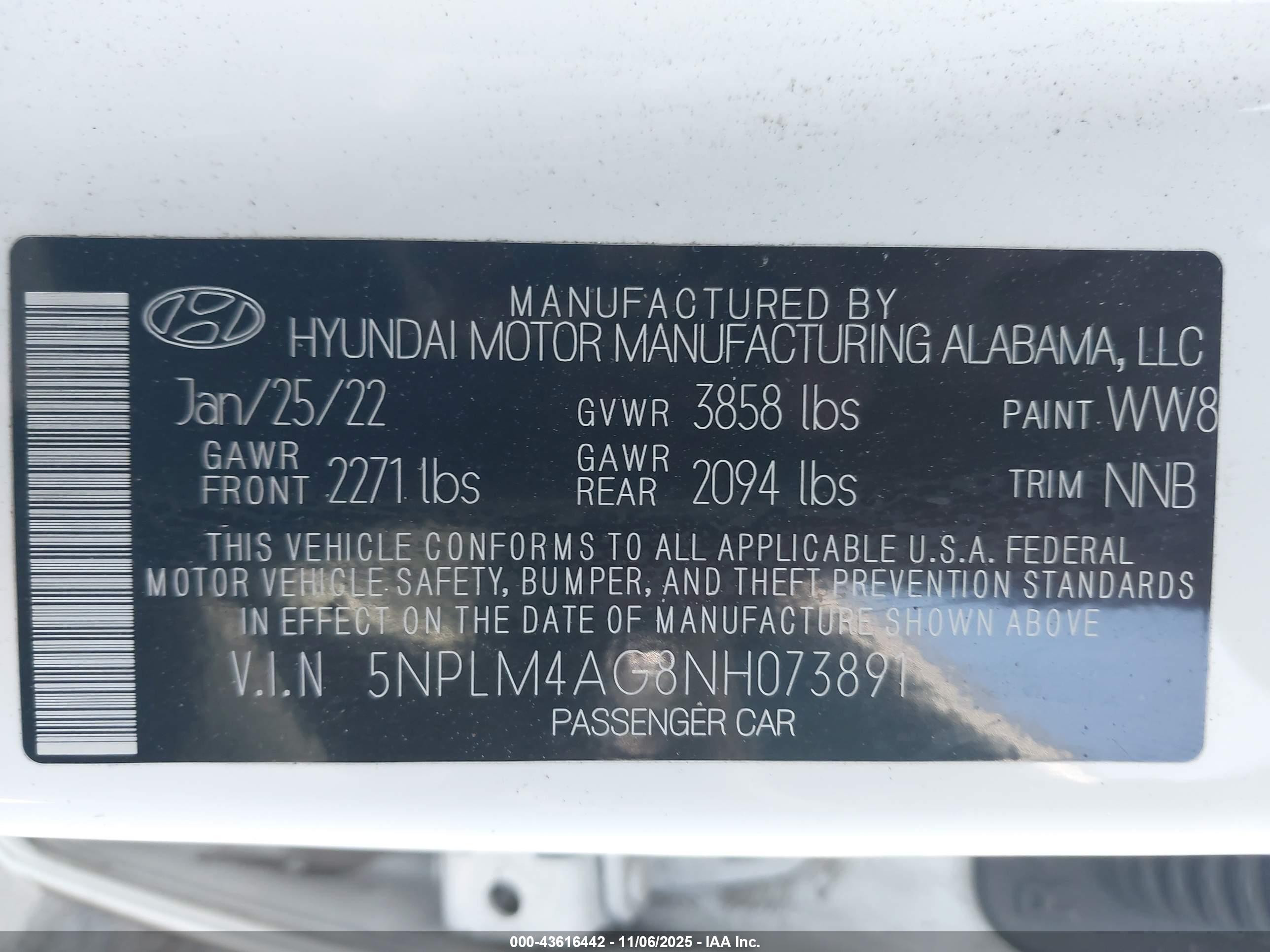 HYUNDAI ELANTRA image 9