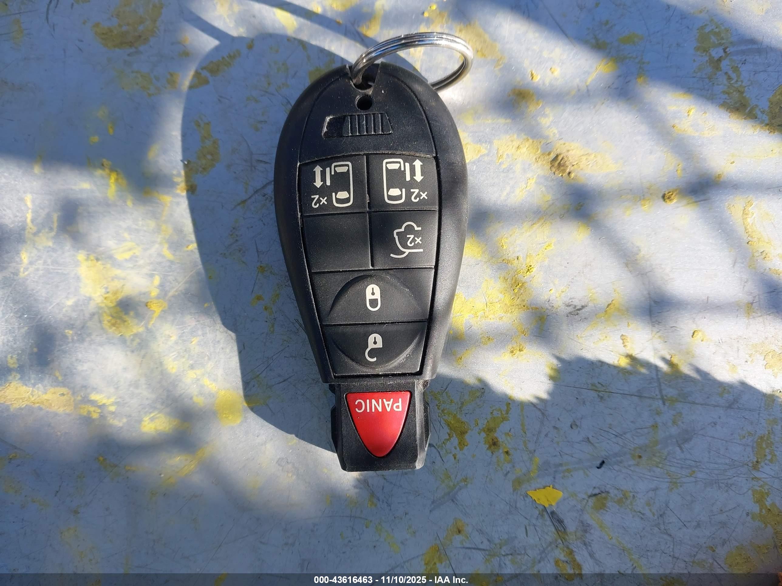 CHRYSLER TOWN image 11