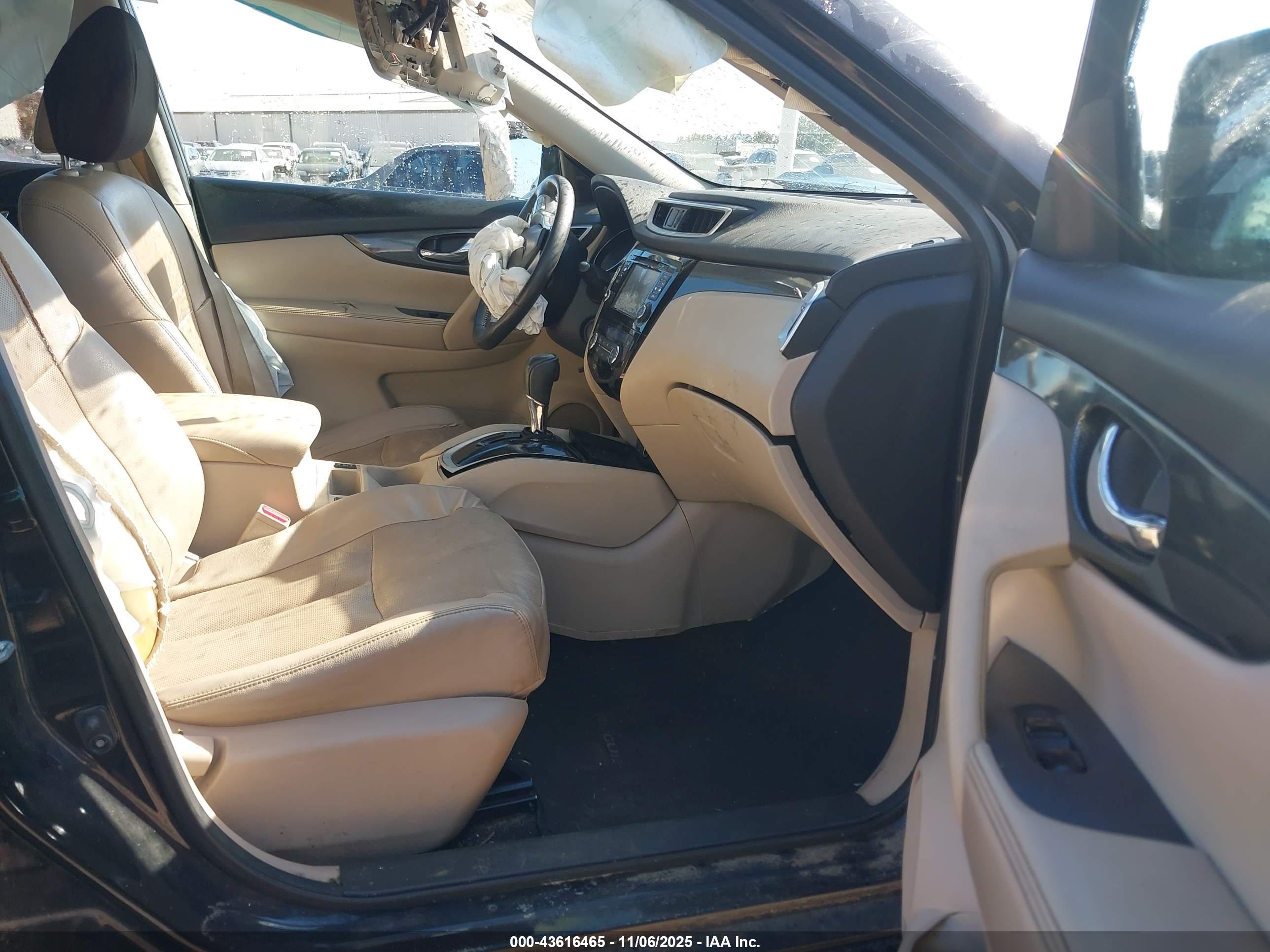 NISSAN ROGUE image 5