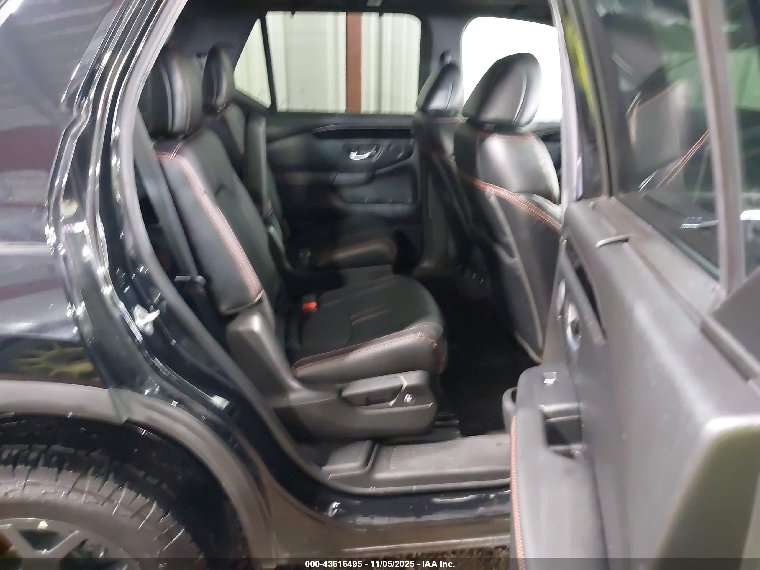 HONDA PILOT image 8