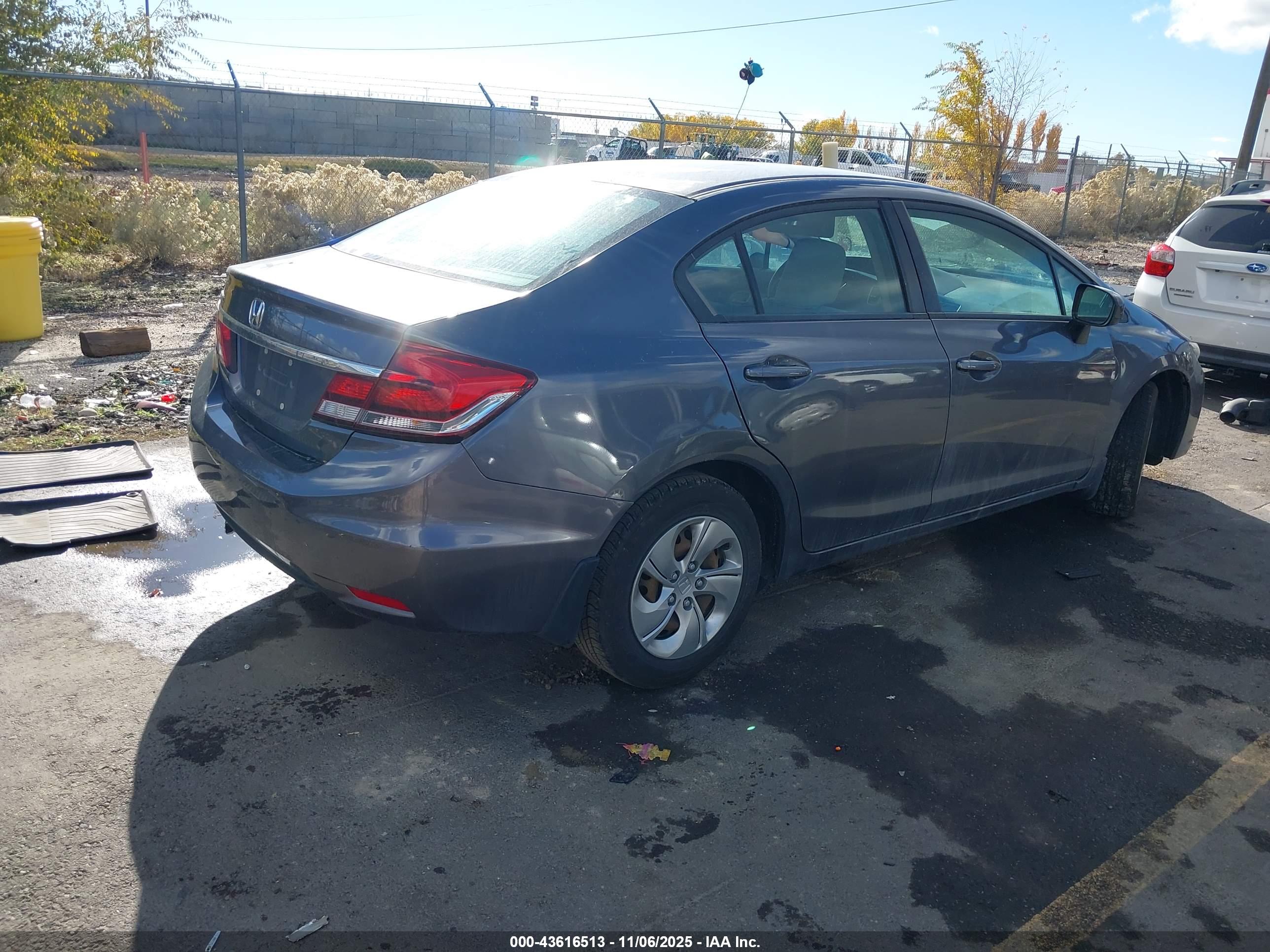 HONDA CIVIC image 4