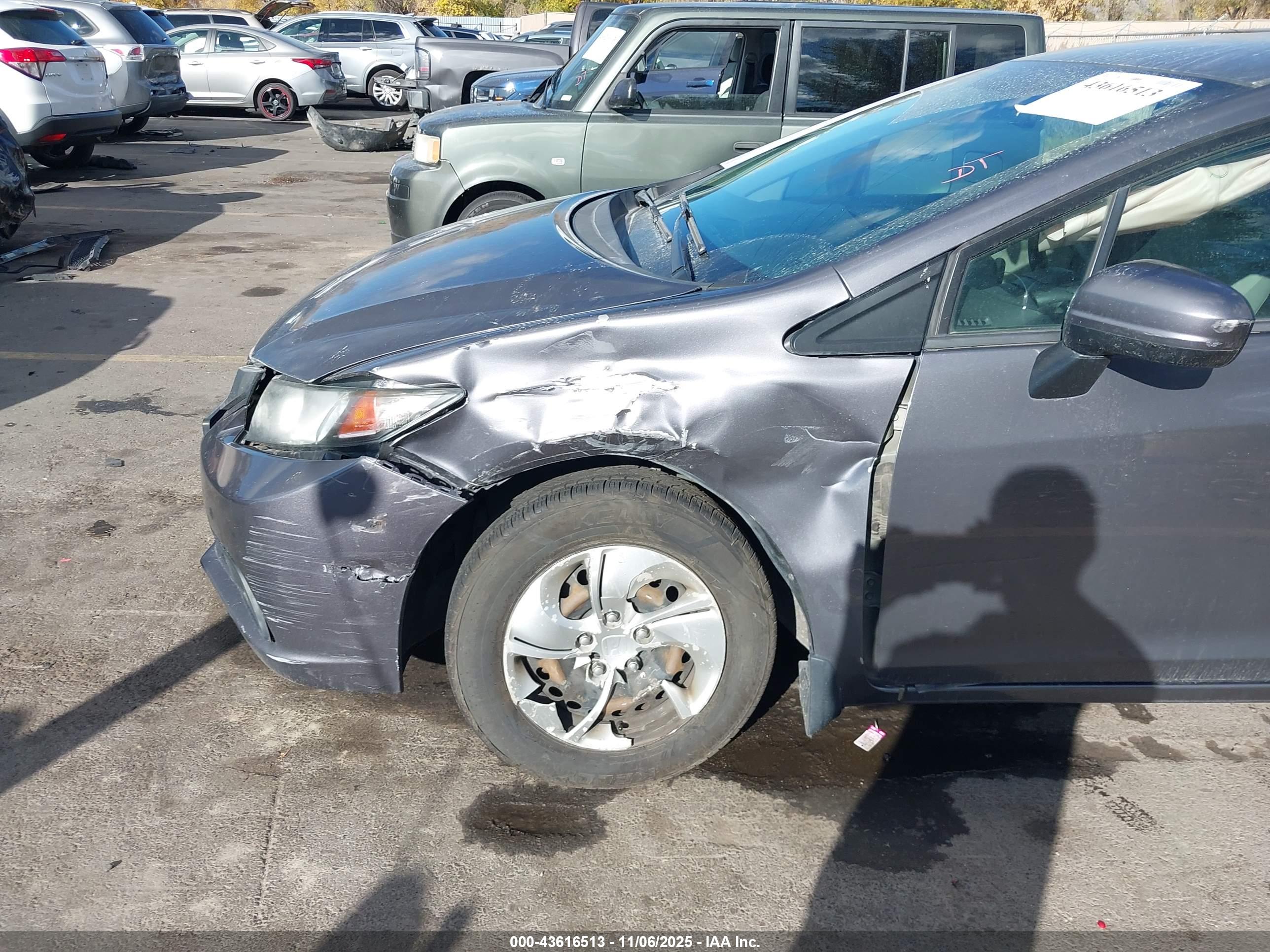 HONDA CIVIC image 6