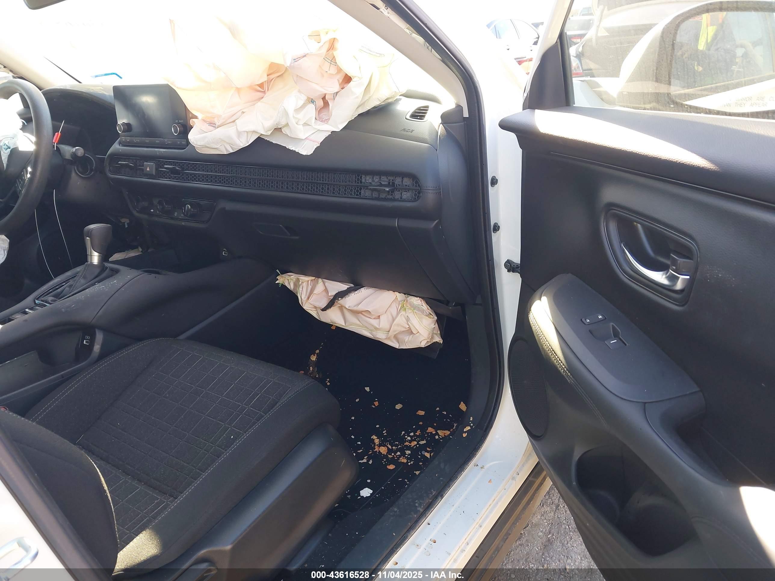 HONDA HR-V image 5