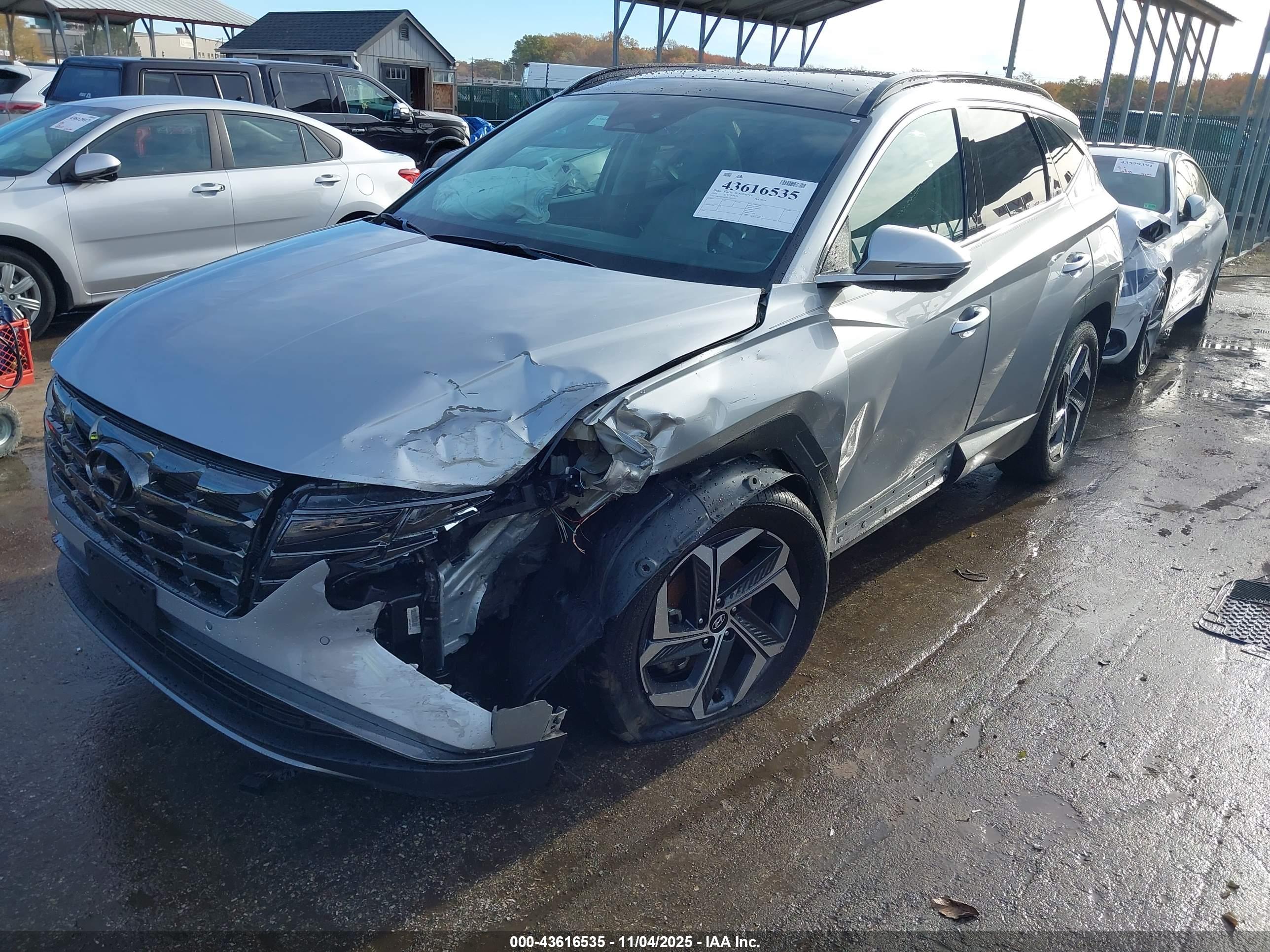 HYUNDAI TUCSON image 2