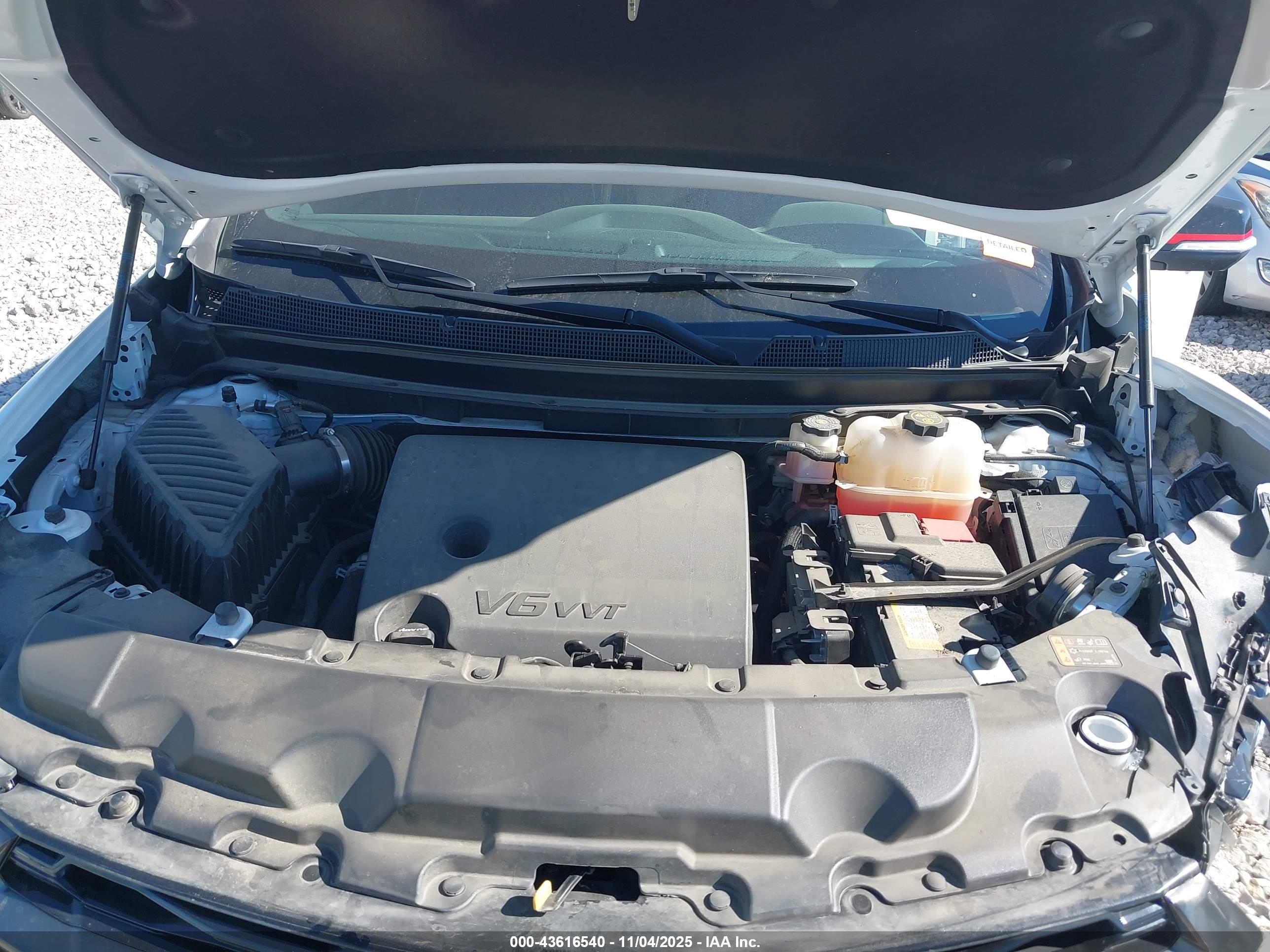 CHEVROLET TRAVERSE image 10