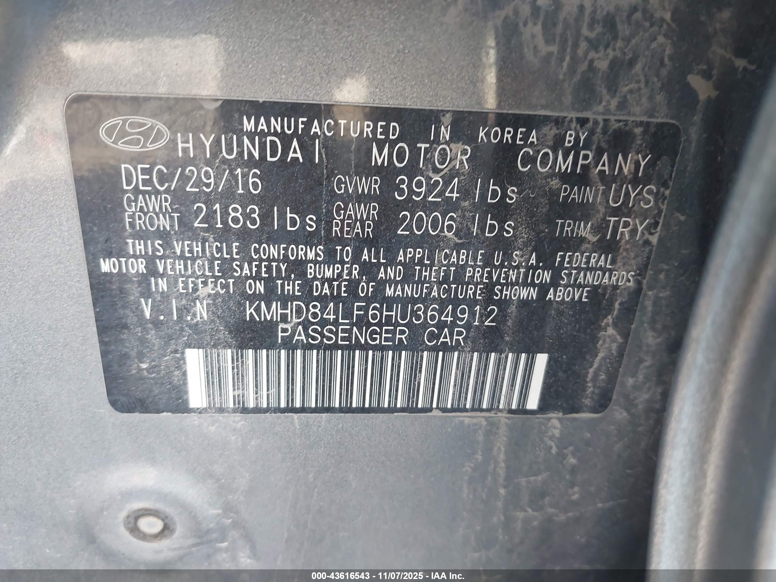 HYUNDAI ELANTRA image 9