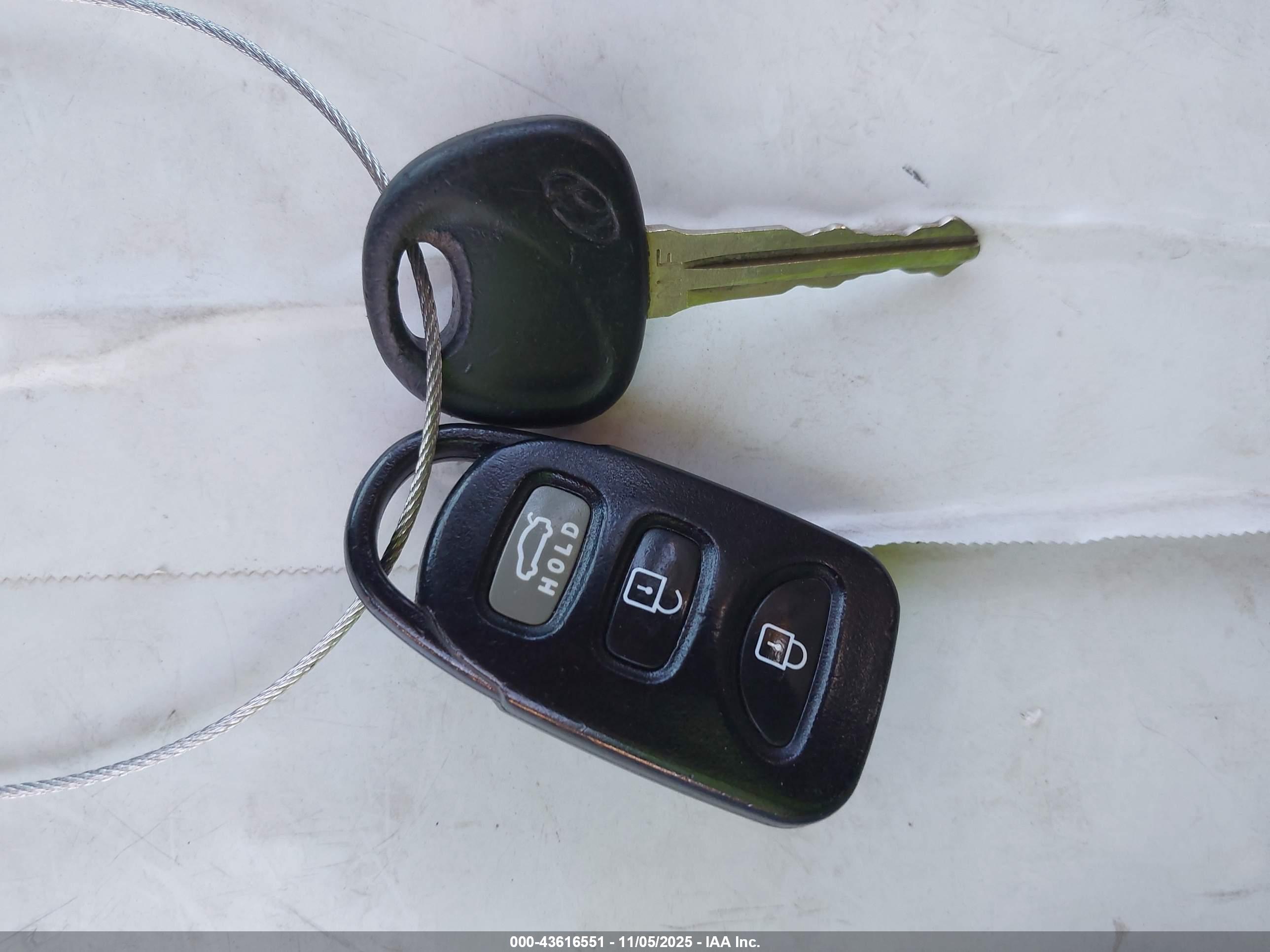 HYUNDAI SONATA image 11