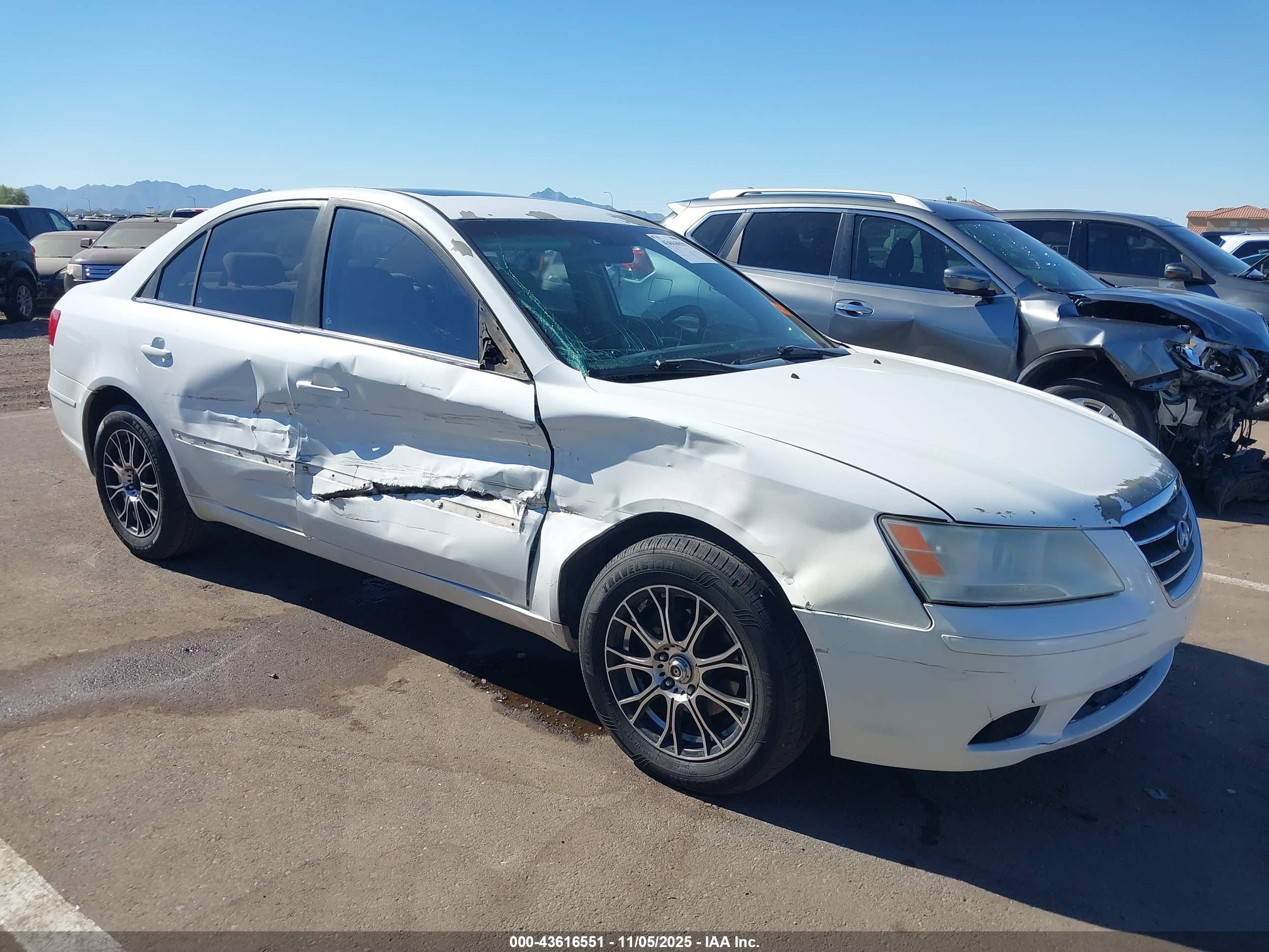 HYUNDAI SONATA image 6