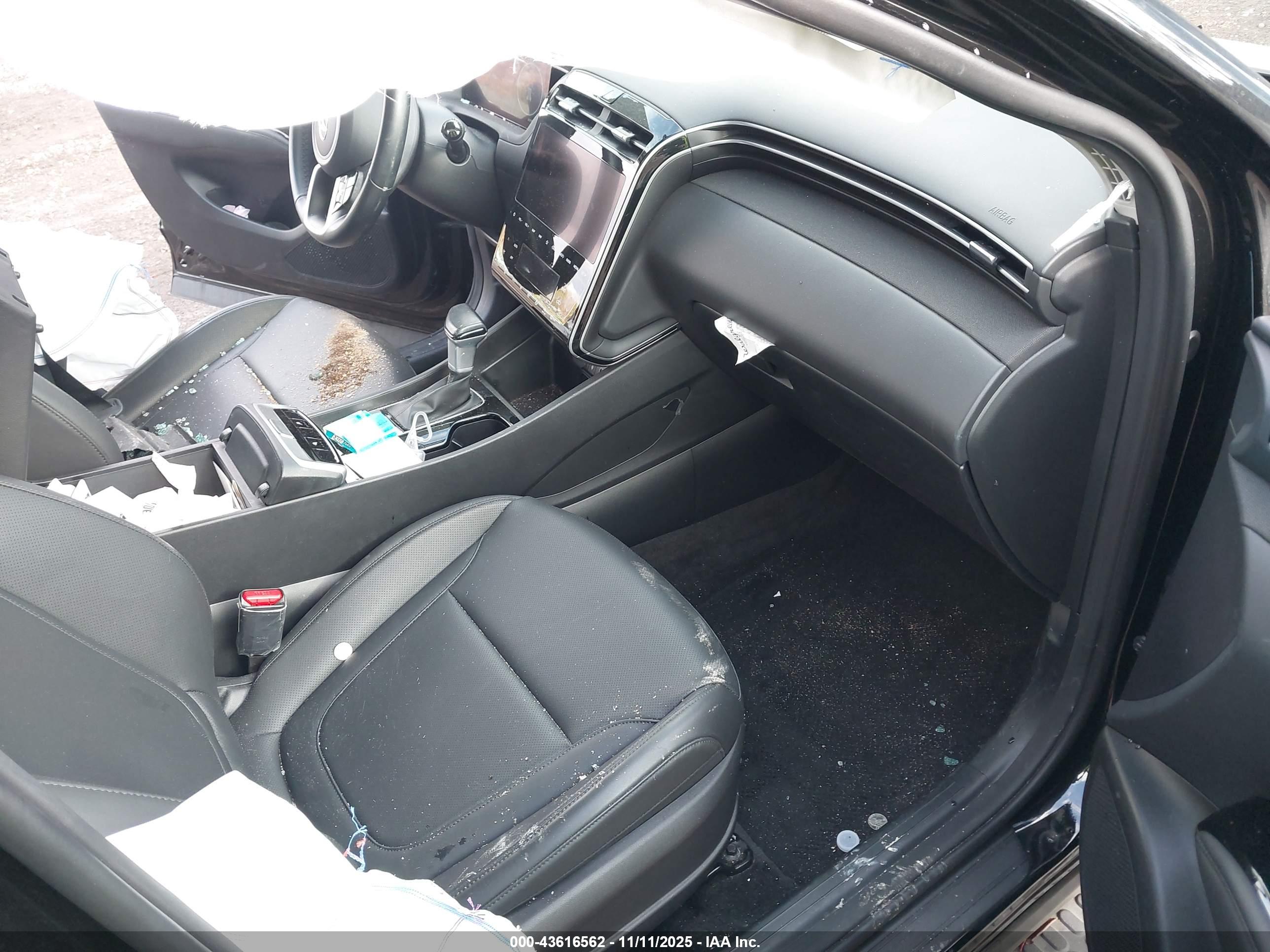 HYUNDAI TUCSON image 5