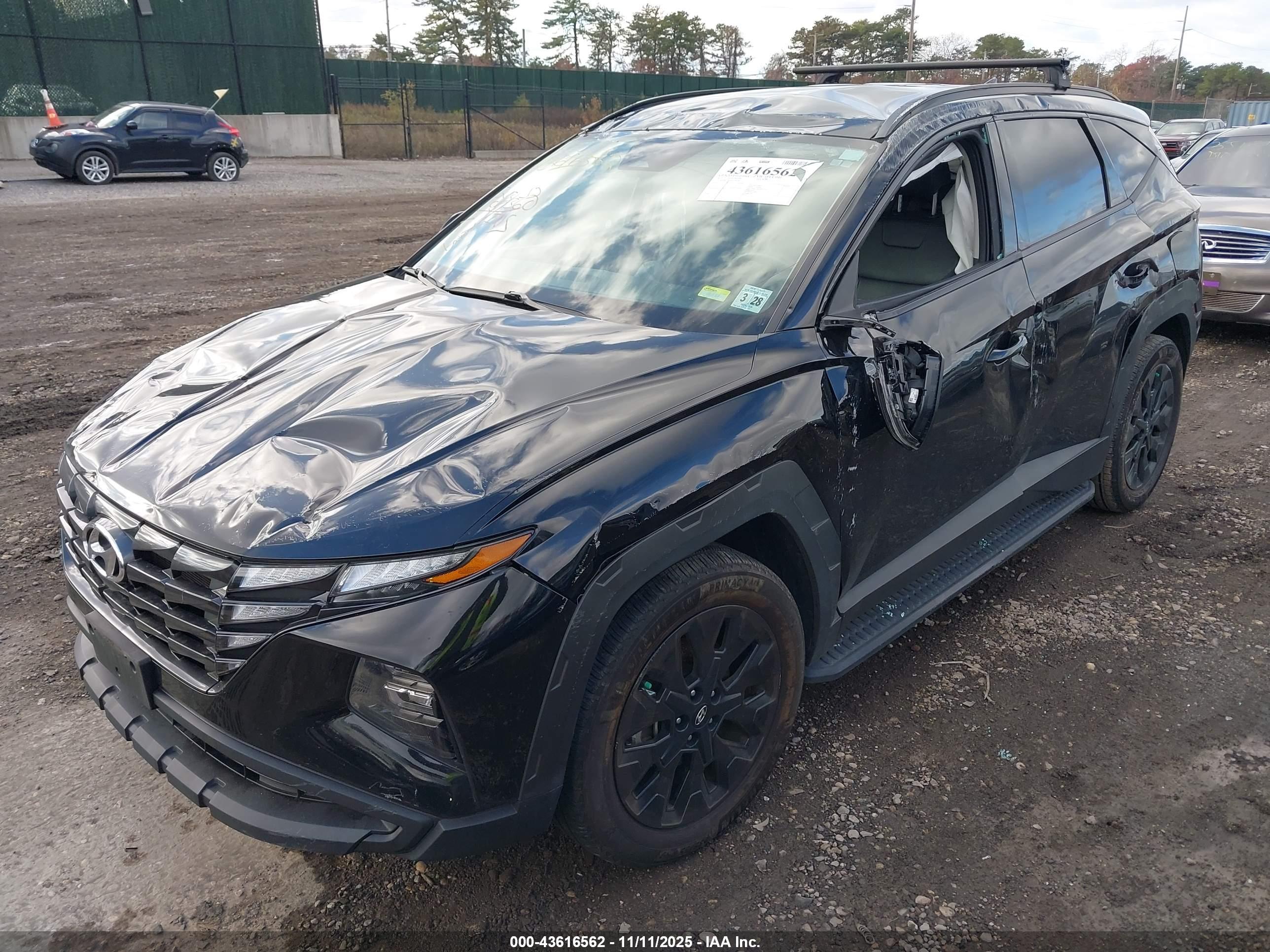 HYUNDAI TUCSON image 6