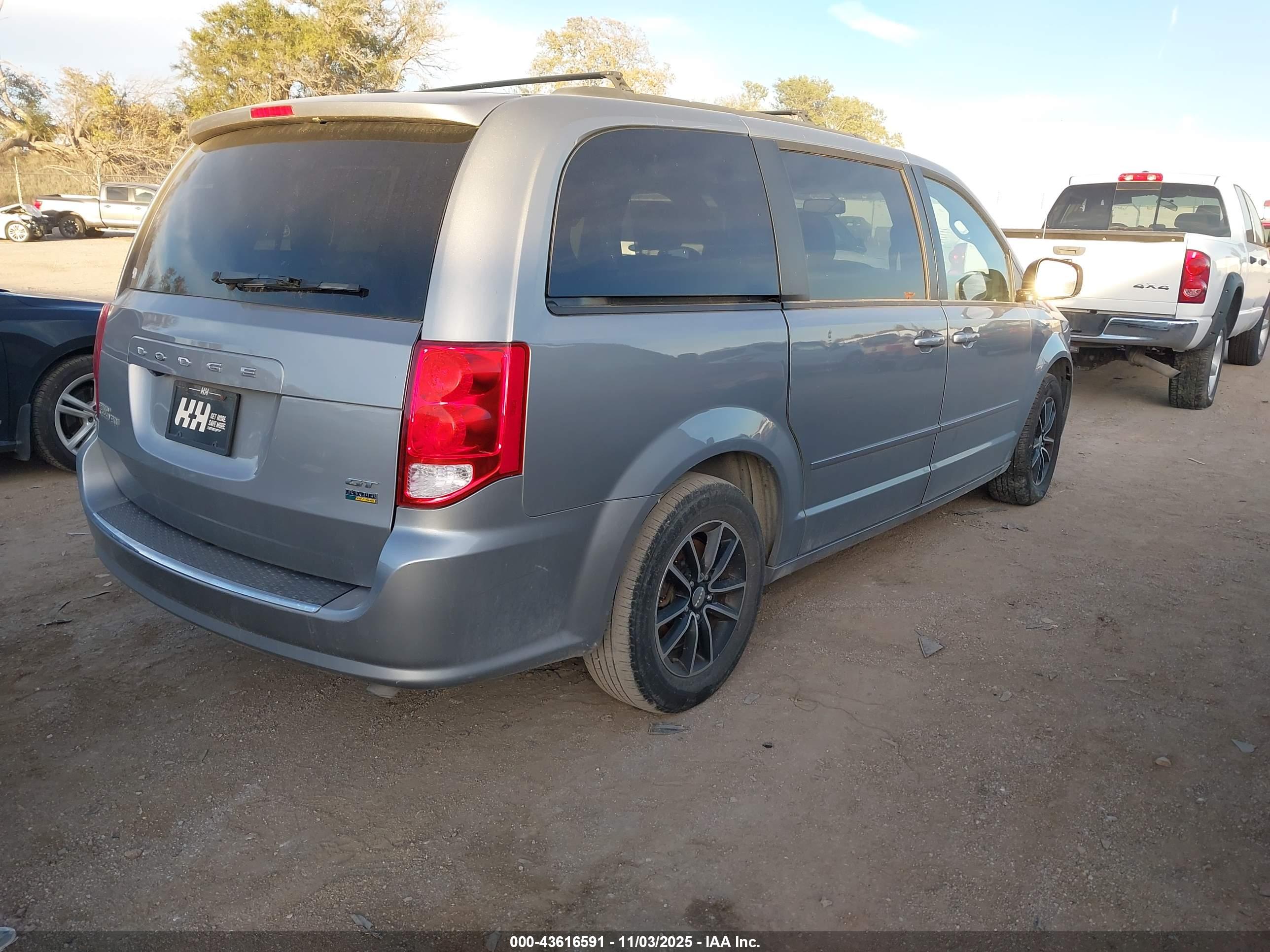 DODGE GRAND image 4