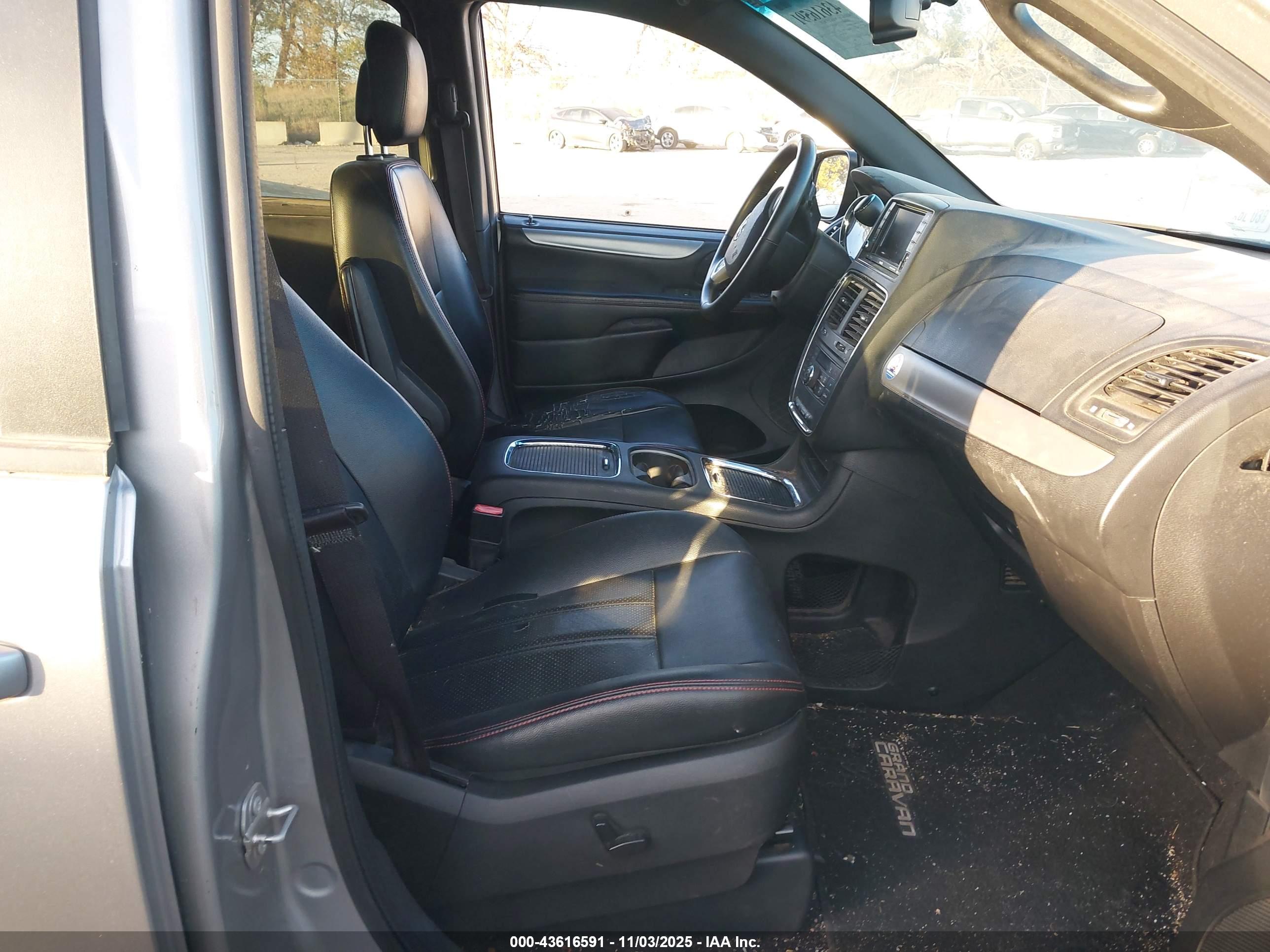 DODGE GRAND image 5