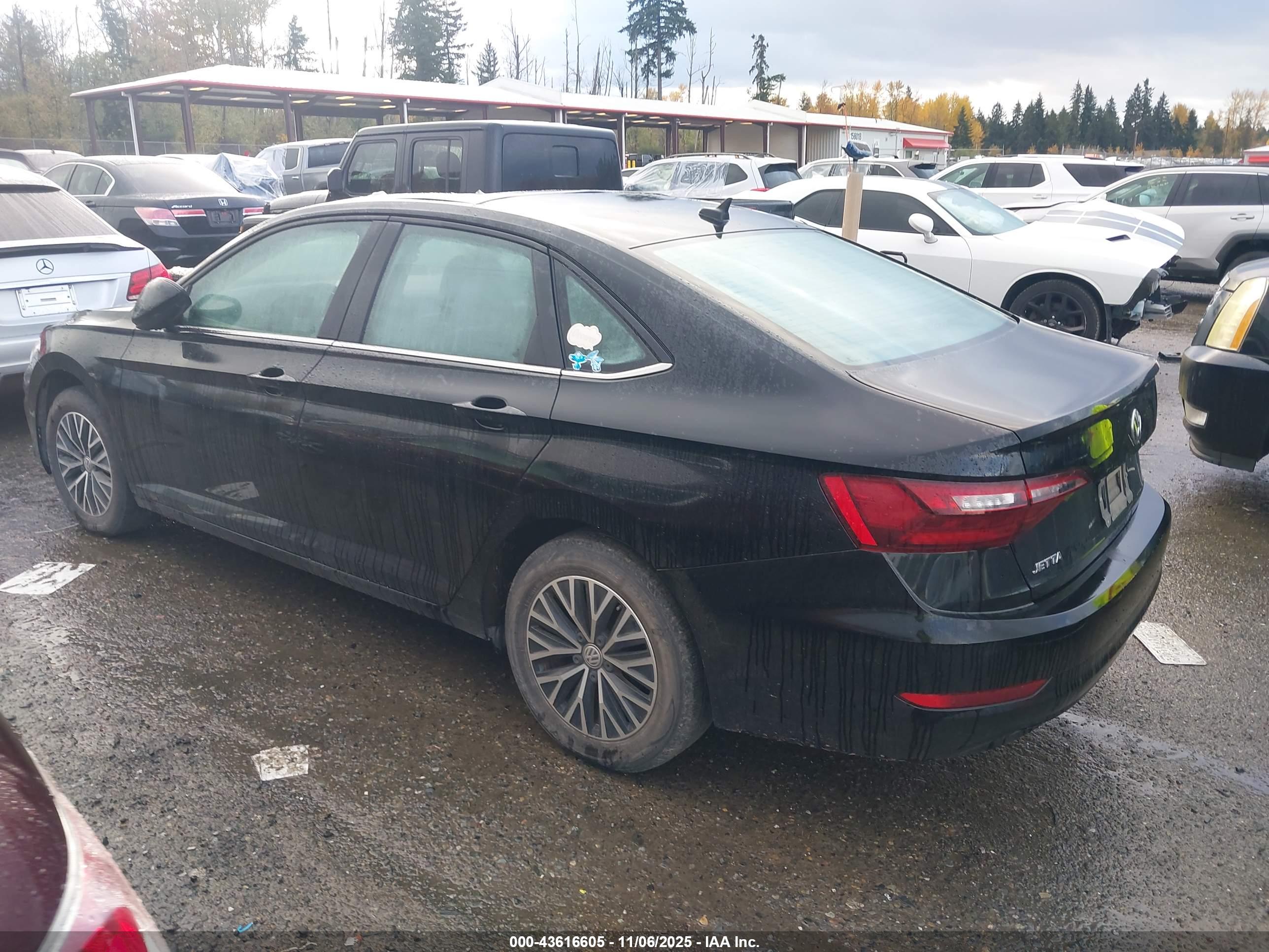 VOLKSWAGEN JETTA image 3