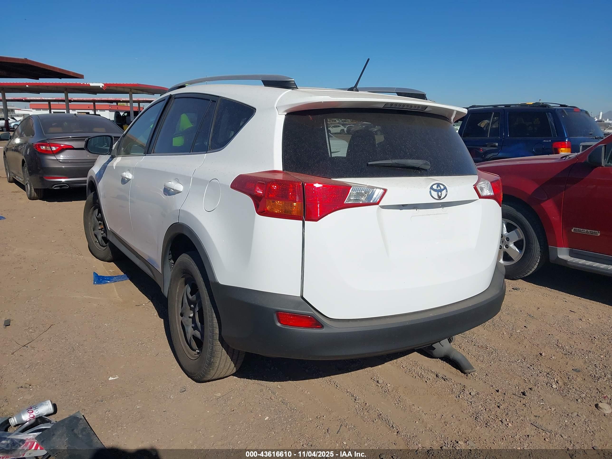 TOYOTA RAV4 image 3