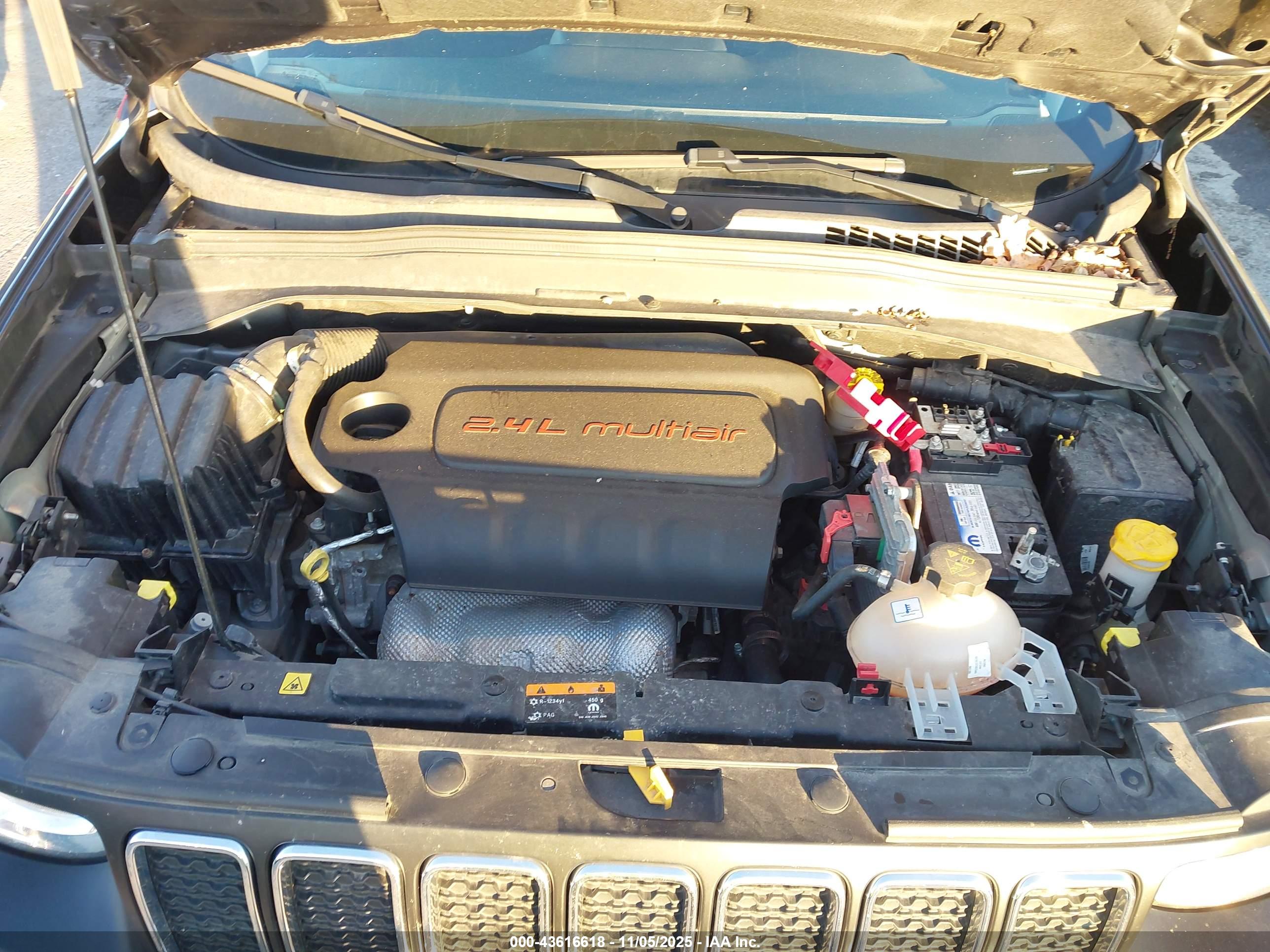 JEEP RENEGADE image 10