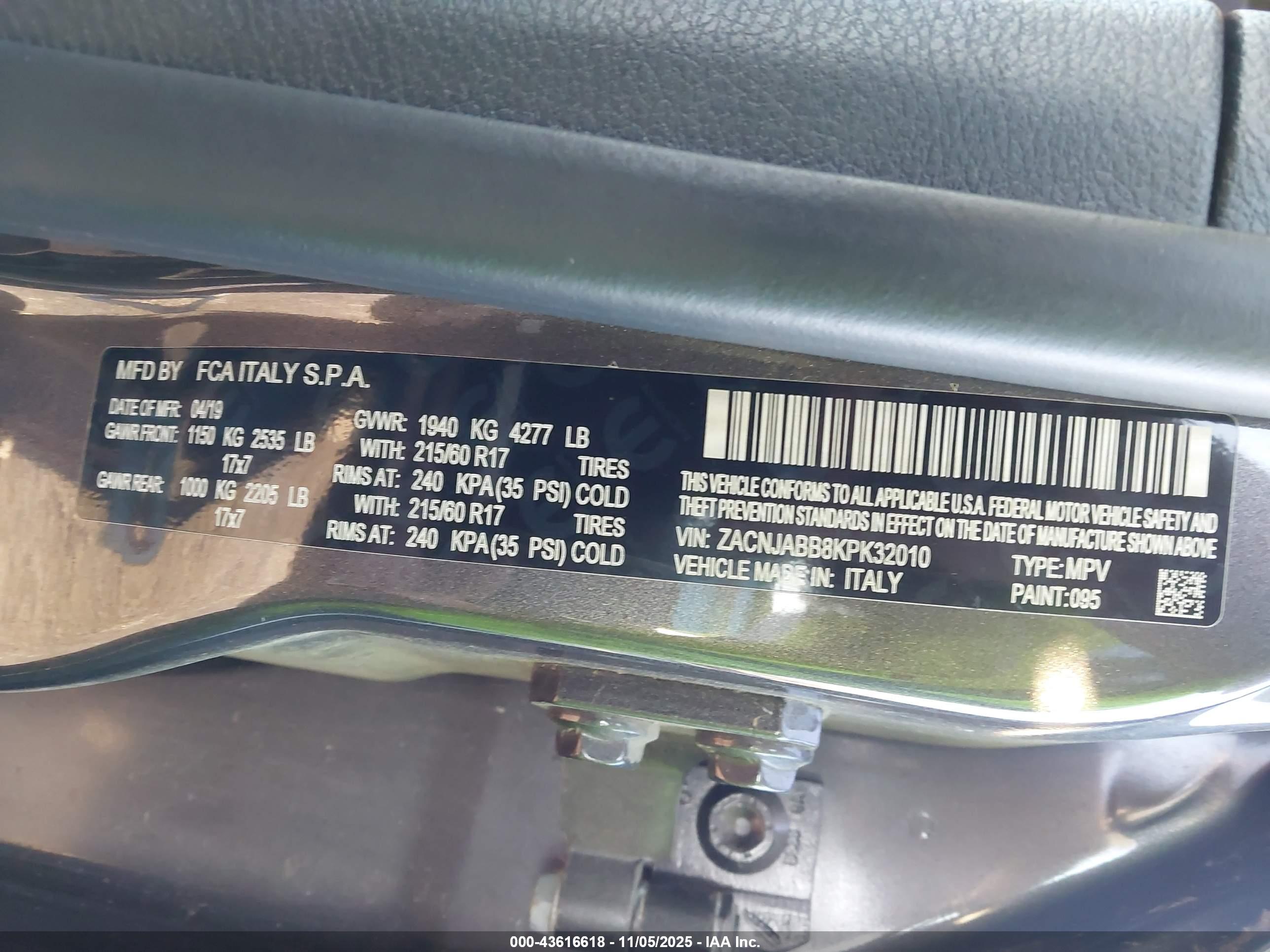 JEEP RENEGADE image 9