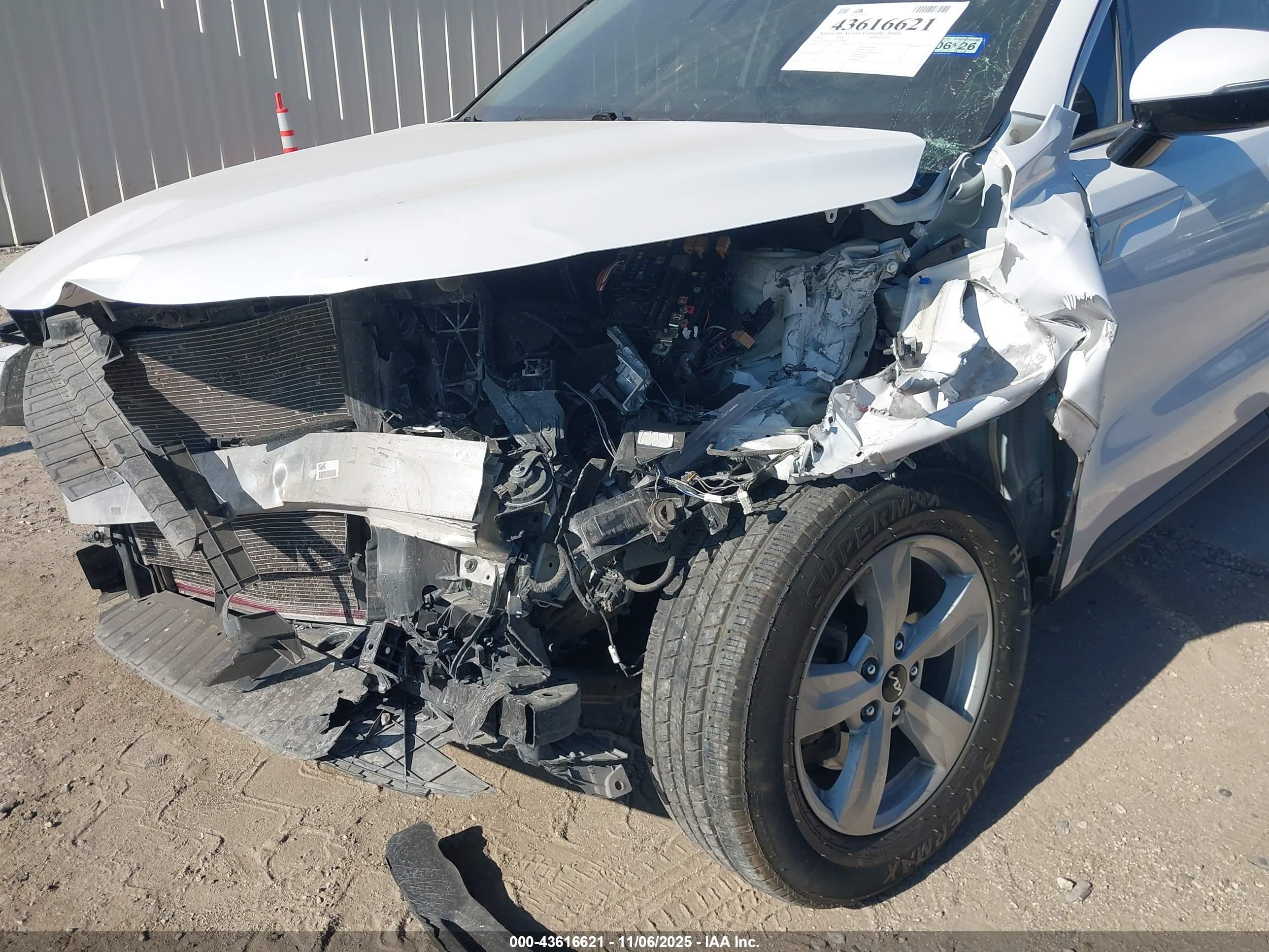 KIA SORENTO image 6