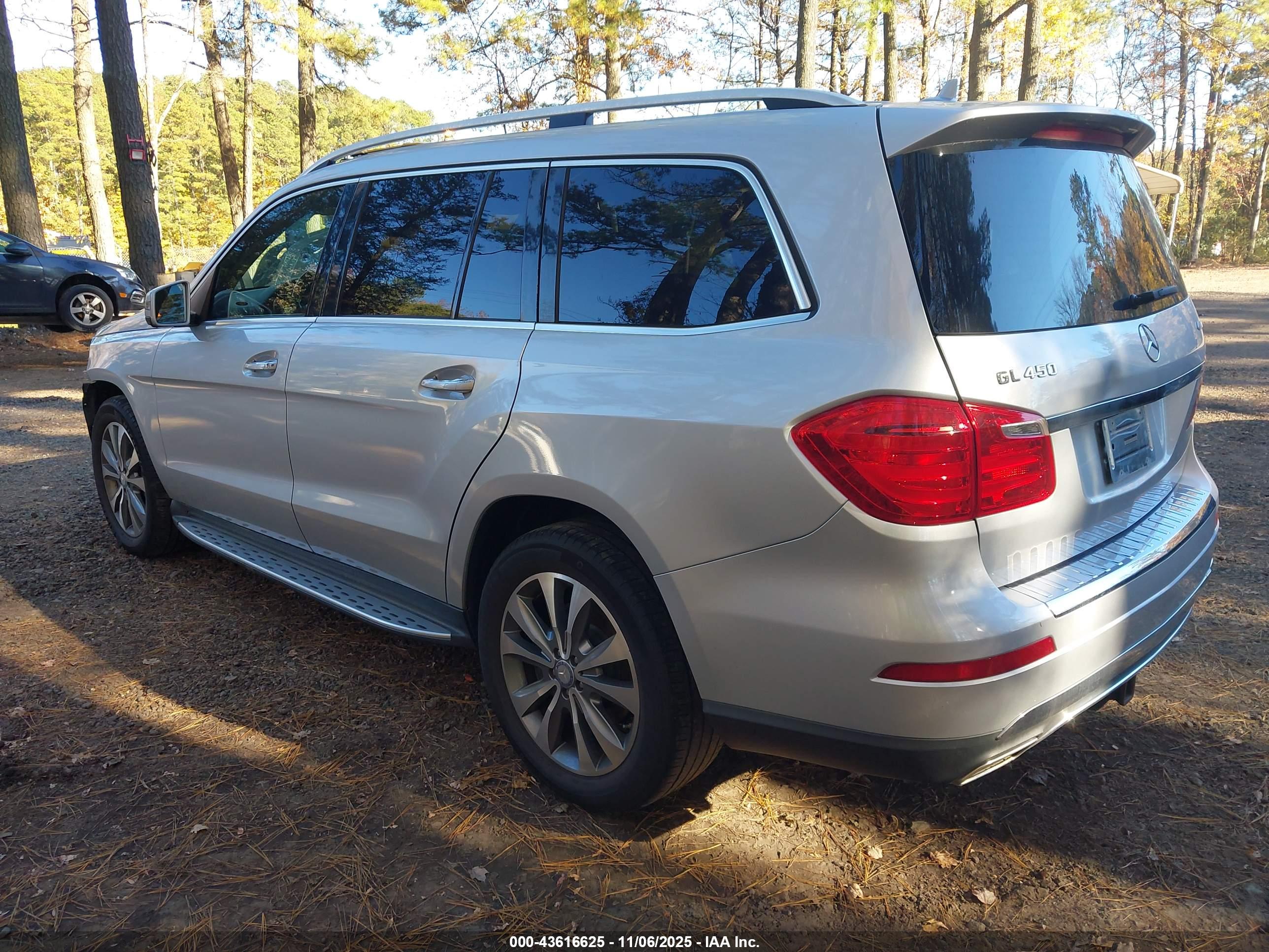 MERCEDES-BENZ GL image 3