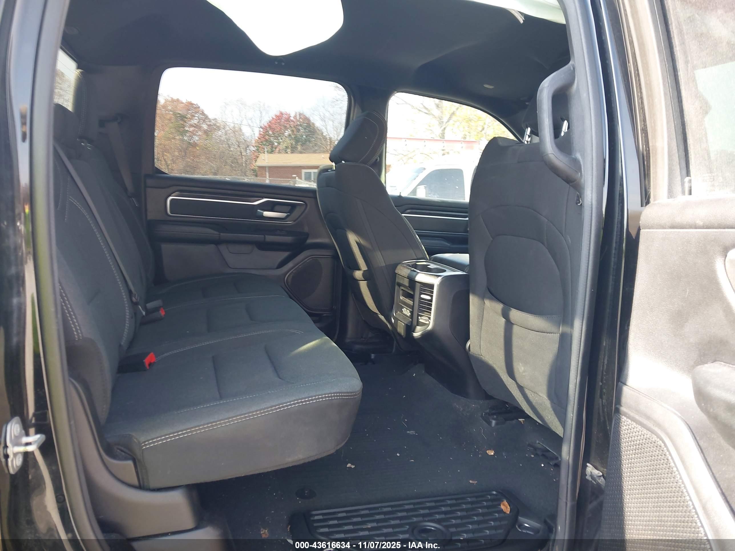 RAM 1500 image 8
